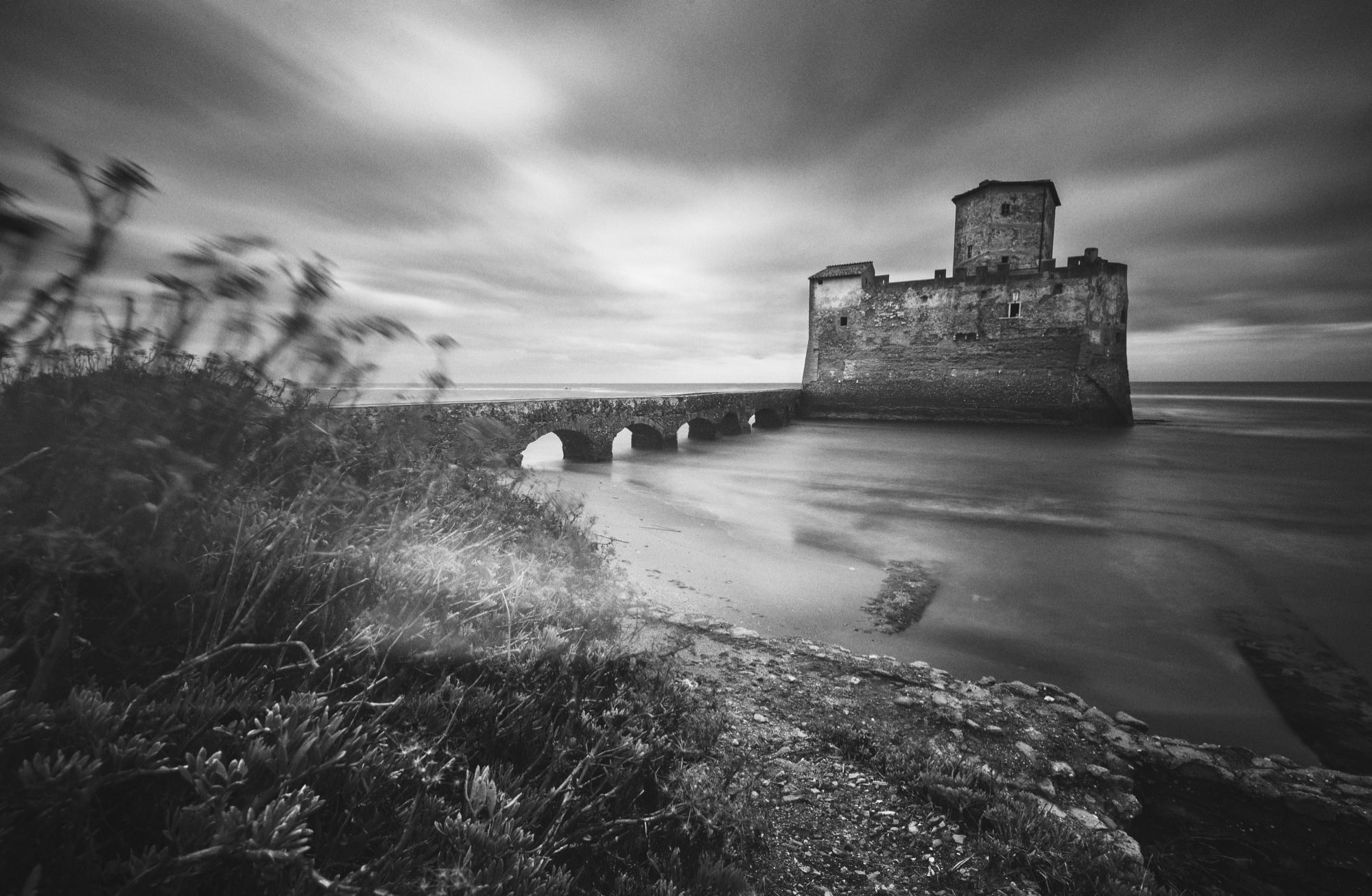 torreastura, Landscape, Vintage, built structure, outdoors, Bricks, Rocks, Waves, movement, Castle, cloud - sky, nikon, Italy, old, Beach, the past, body, HD Wallpaper