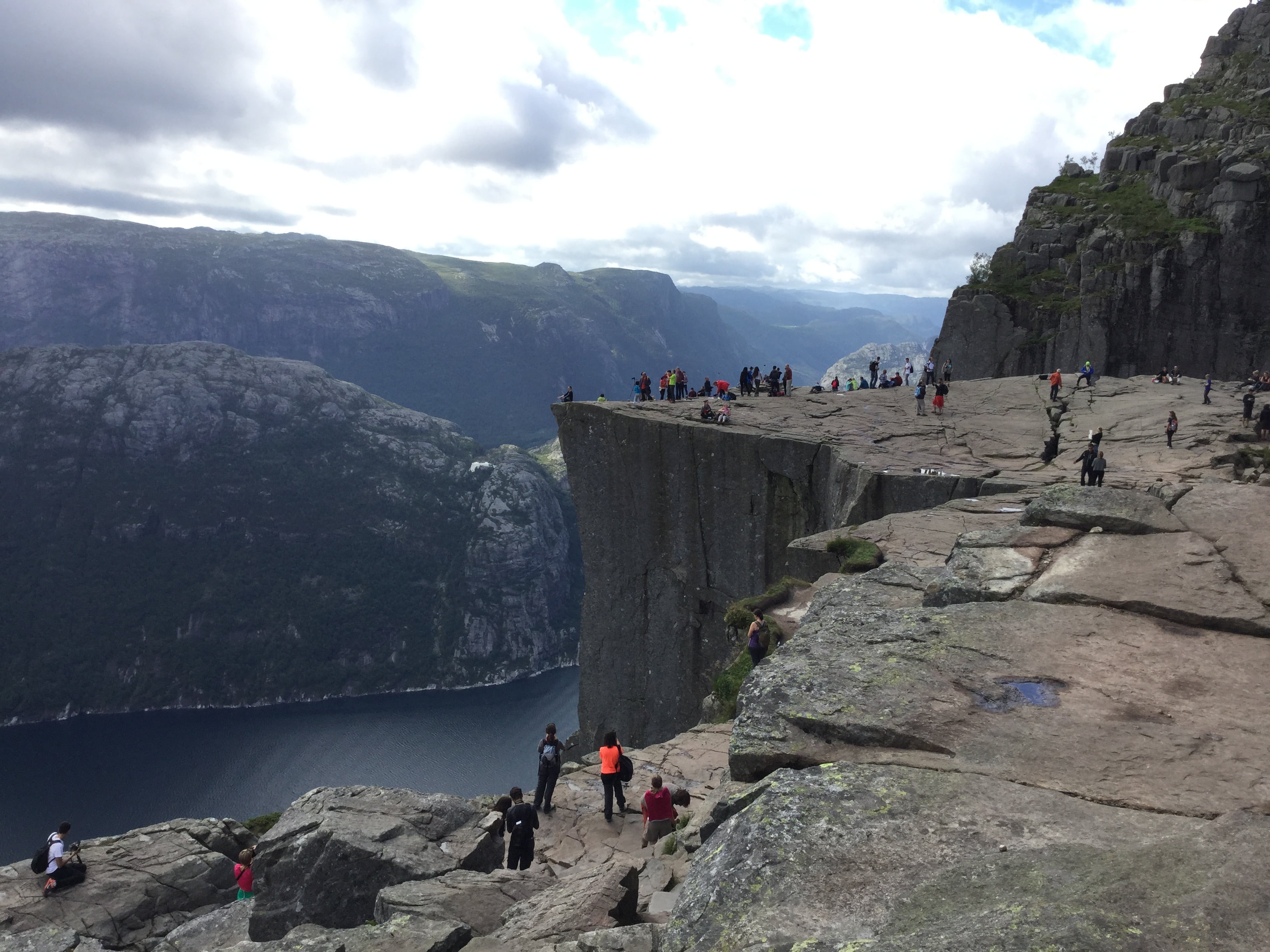 stavanger, outdoors, crowd, nature, men, 2K, large group of people, solid, norway, real people, group of people, scenics - nature, lifestyles, women, fjord, HD Wallpaper