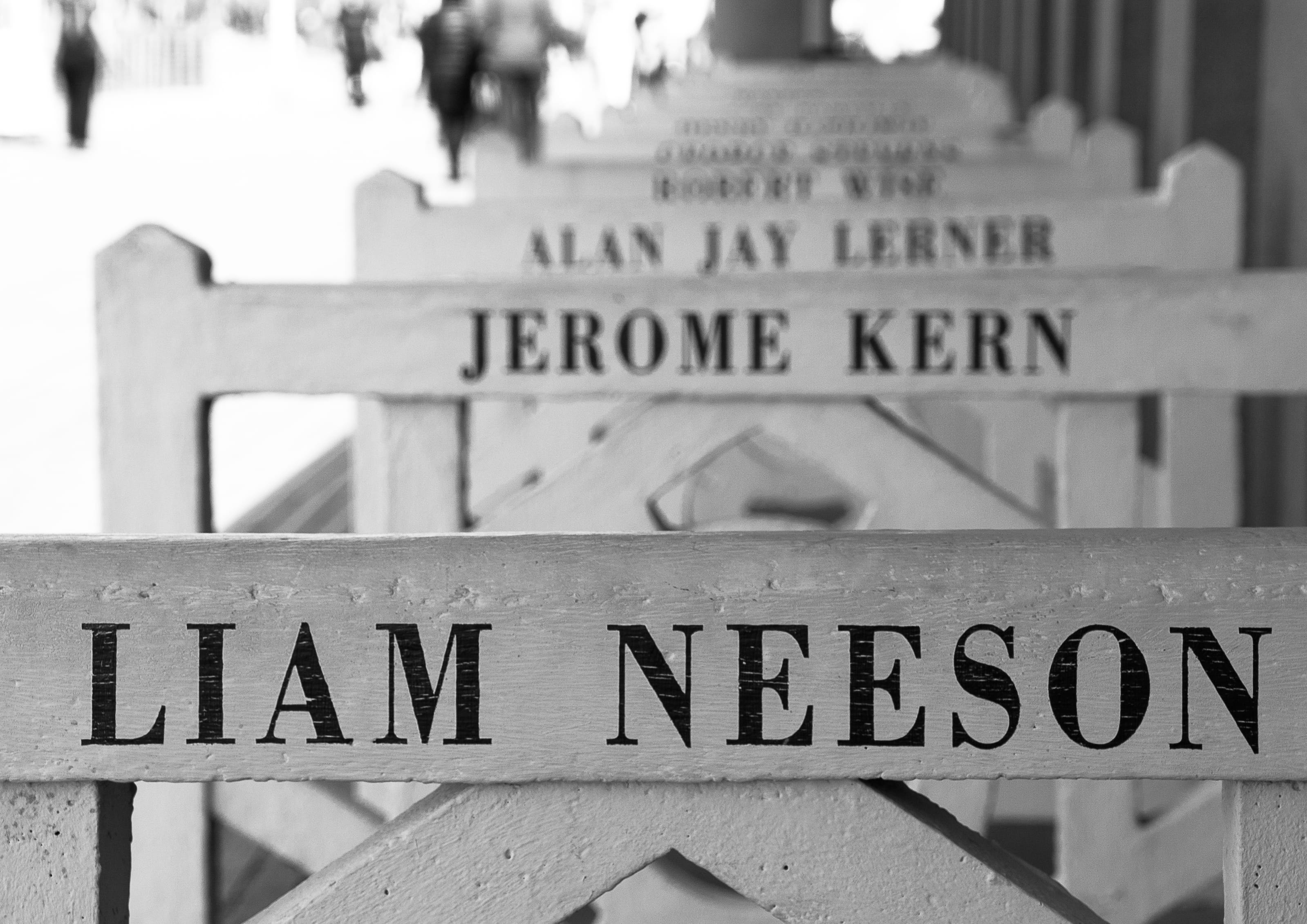 capital letter, guidance, government, focus on foreground, bw, 2K, boundary, black and white, france, selective focus, barrier, warning sign, jerome kern, HD Wallpaper