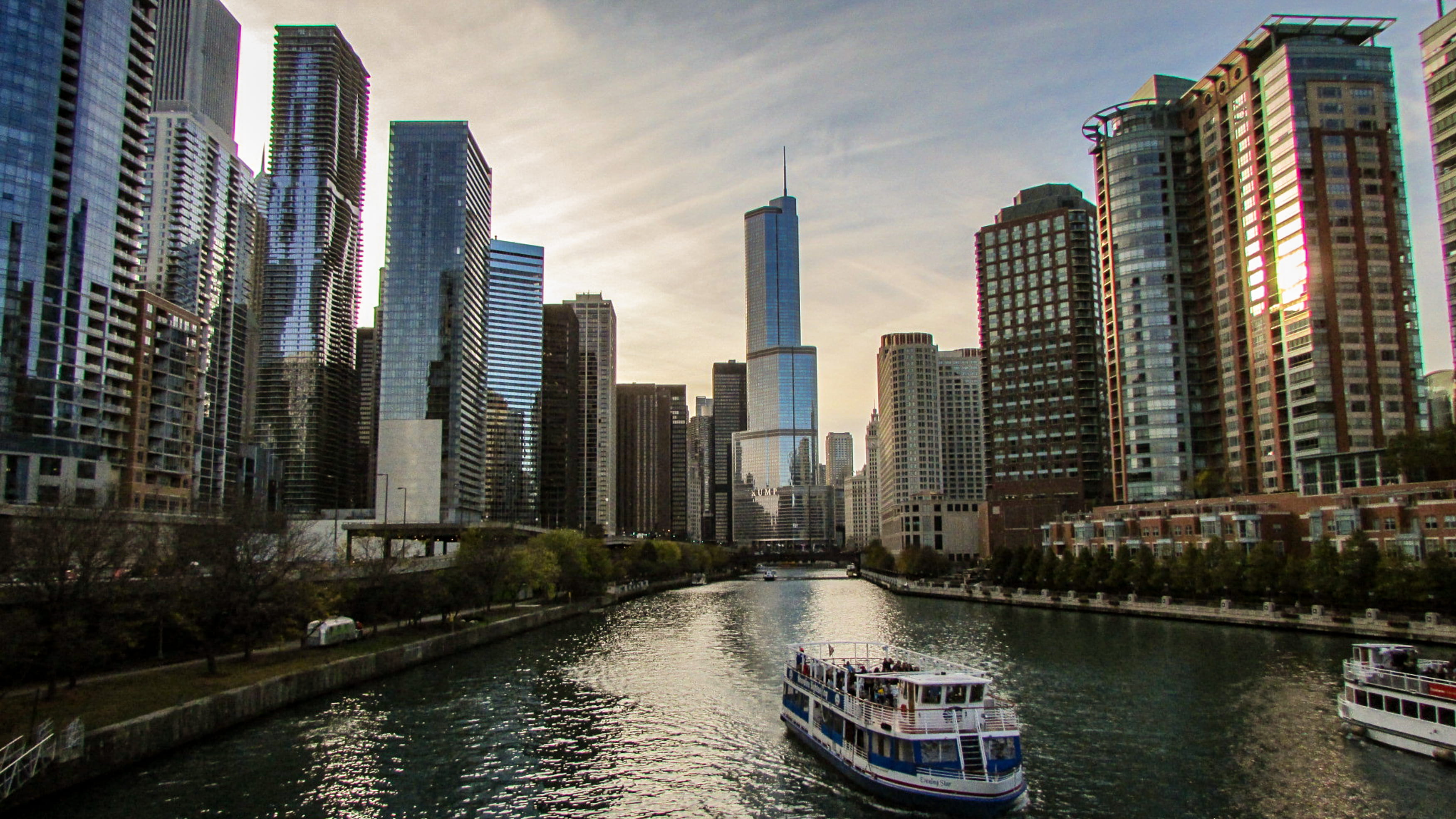 city, architecture, cityscape, 2K, outdoors, water, sky, yacht, passenger craft, transportation, building exterior, financial district, office building exterior, HD Wallpaper