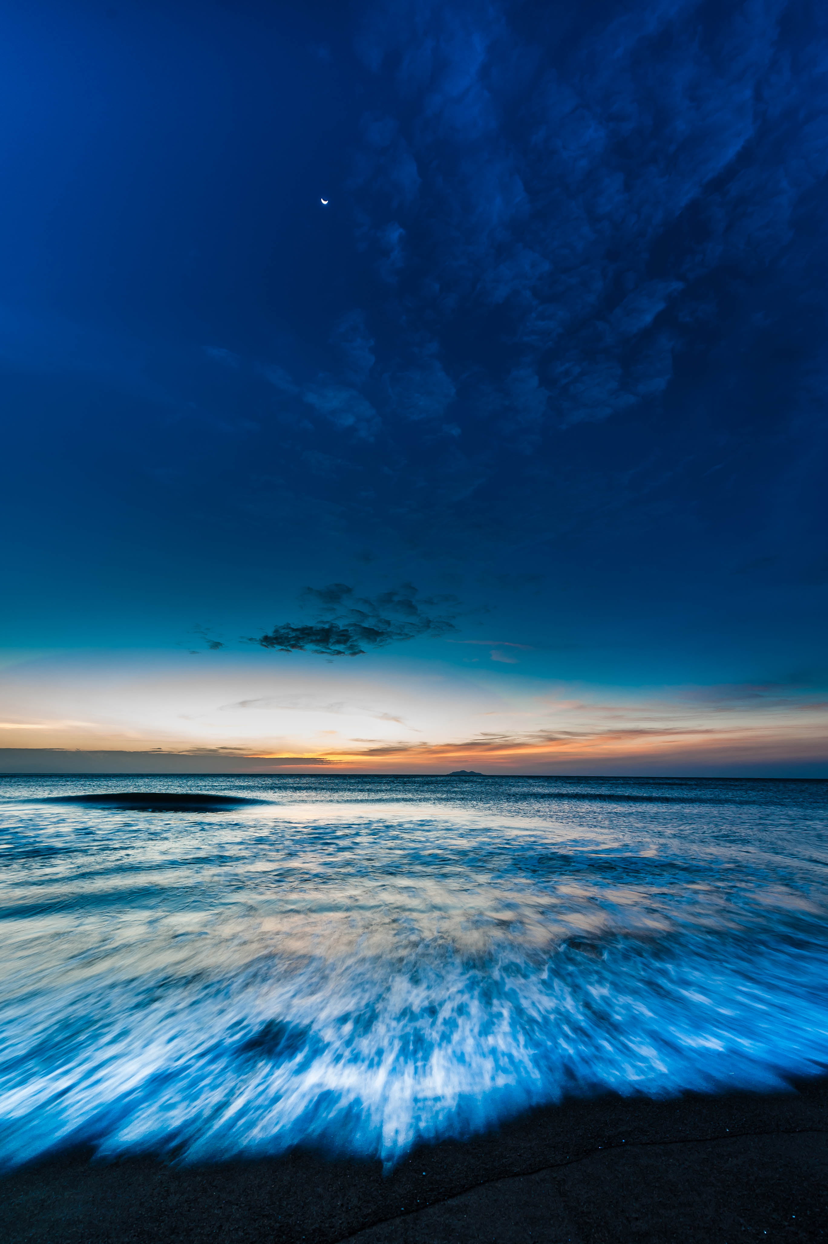 sky, beauty In Nature, batangas, landscape, nature, beach, calm, outdoors, horizon Over Water, sea, wave, water, dusk, 4K, cloud - Sky, sunset, scenics, Phone HD Wallpaper