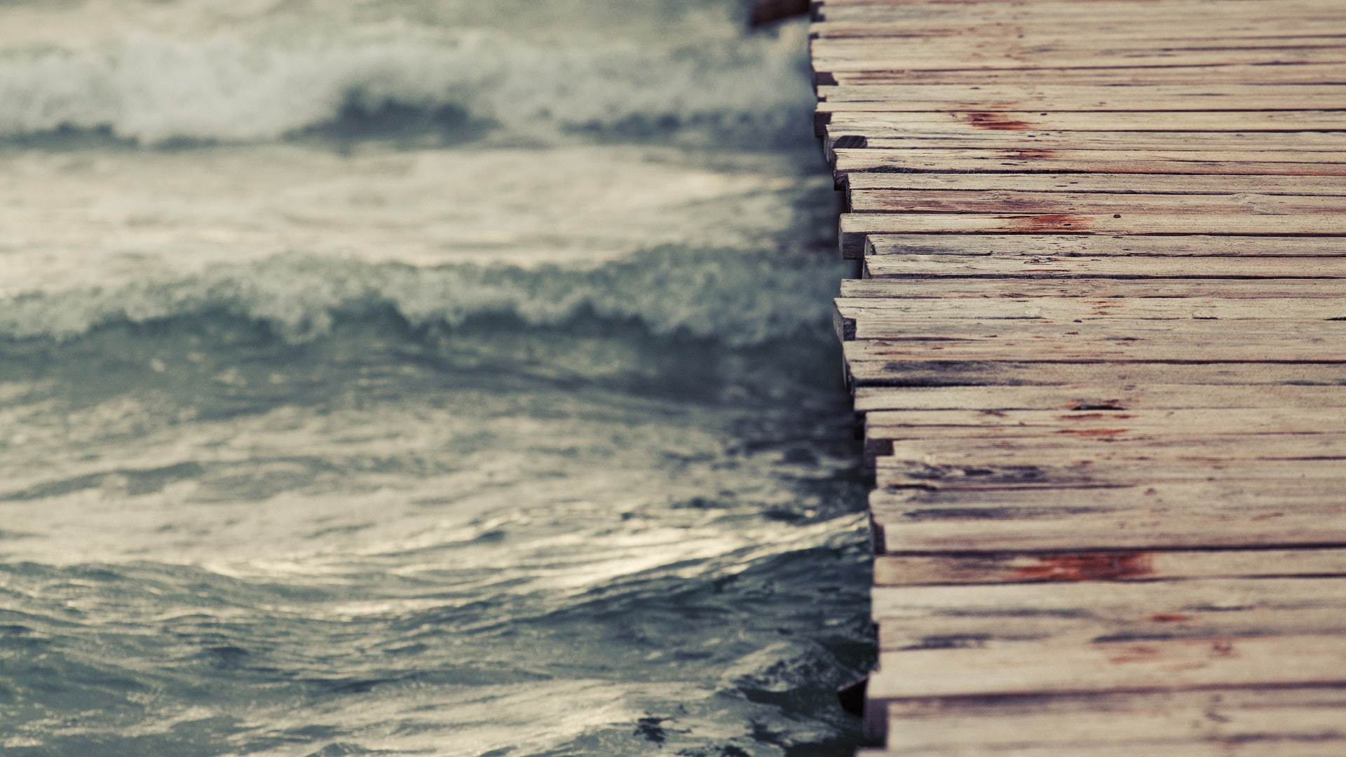 full frame, aquatic sport, window, wood, motion, no people, nature, pattern, outdoors, pier, waves, weathered, wooden surface, 1080P, water, backgrounds, HD Wallpaper