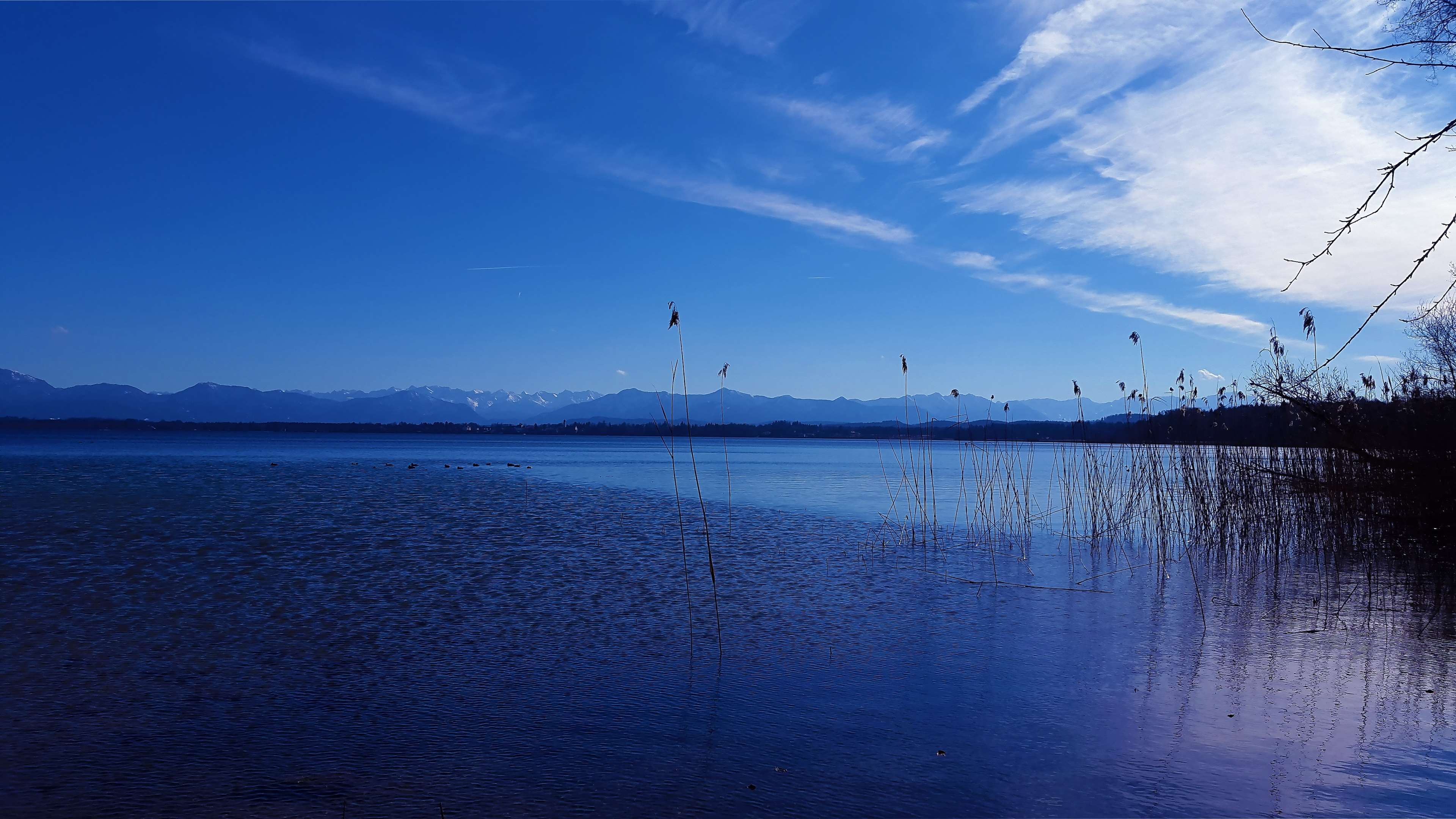 4K, sky, covered sky, reflection, water, scenics - nature, outdoors, idyll, tranquility, blue, starnberger see, alone, mountains, no people, clouds, t, HD Wallpaper