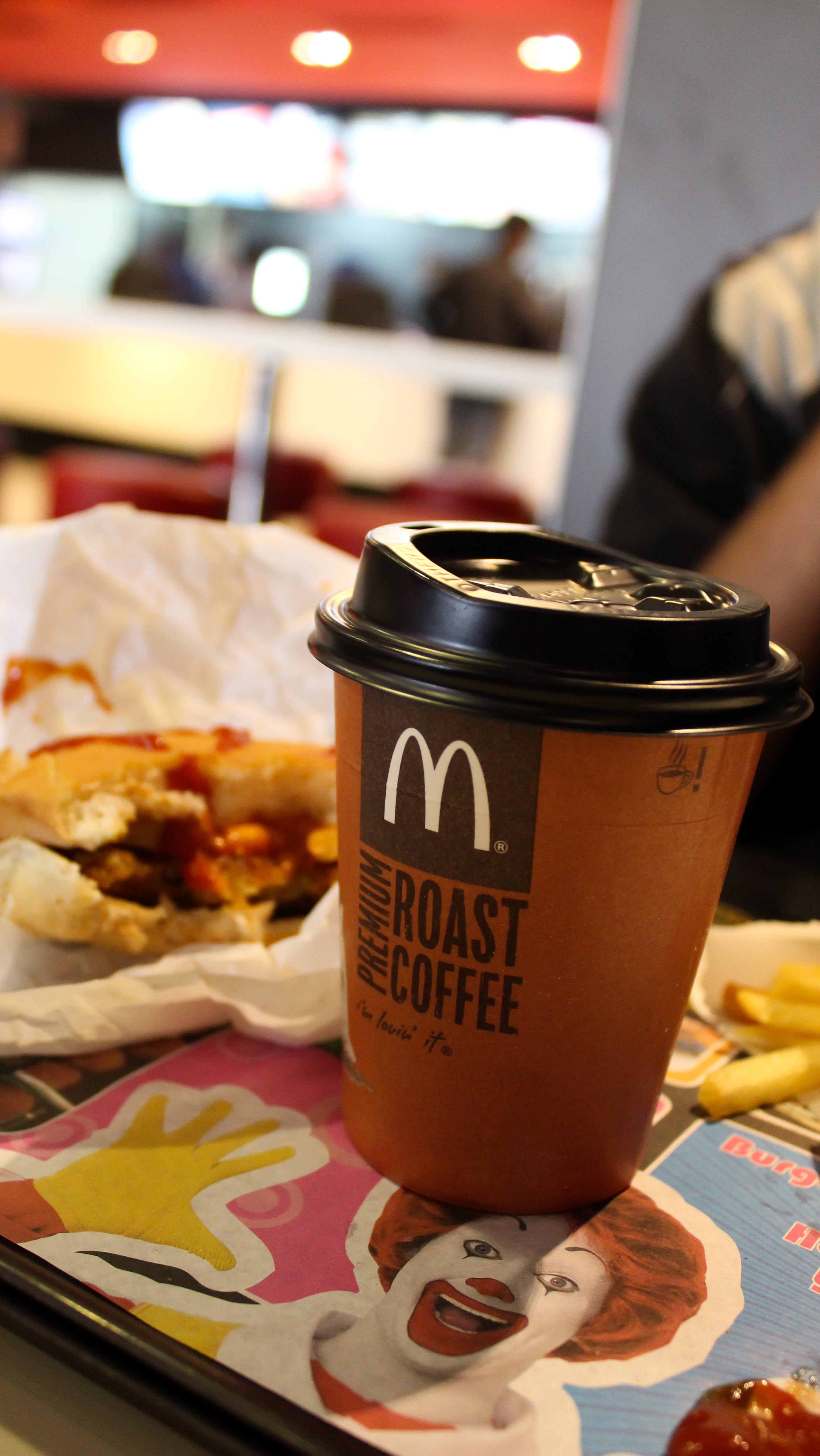 fries, mcd, food and drink, text, 700d, premium roast, close-up, black, mcdonalds, 5K, roast, fast food, coffee, brunch, canon, western script, indoors, Phone HD Wallpaper