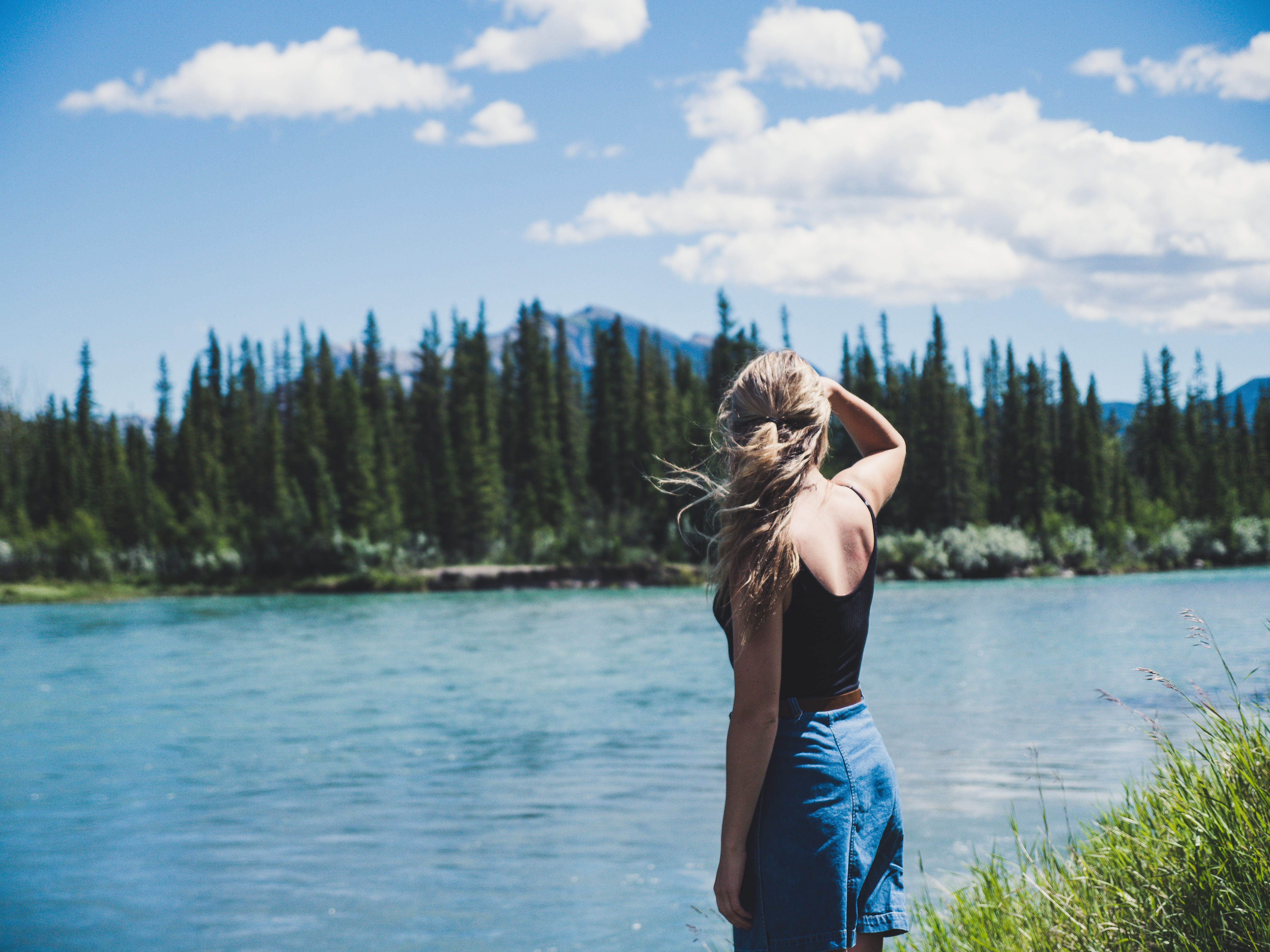 beauty, lifestyles, wind, lake, banff, outdoors, people, forest, mountain, wonder, females, adult, vacations, woman, canada, day, young Adult, standing, HD Wallpaper
