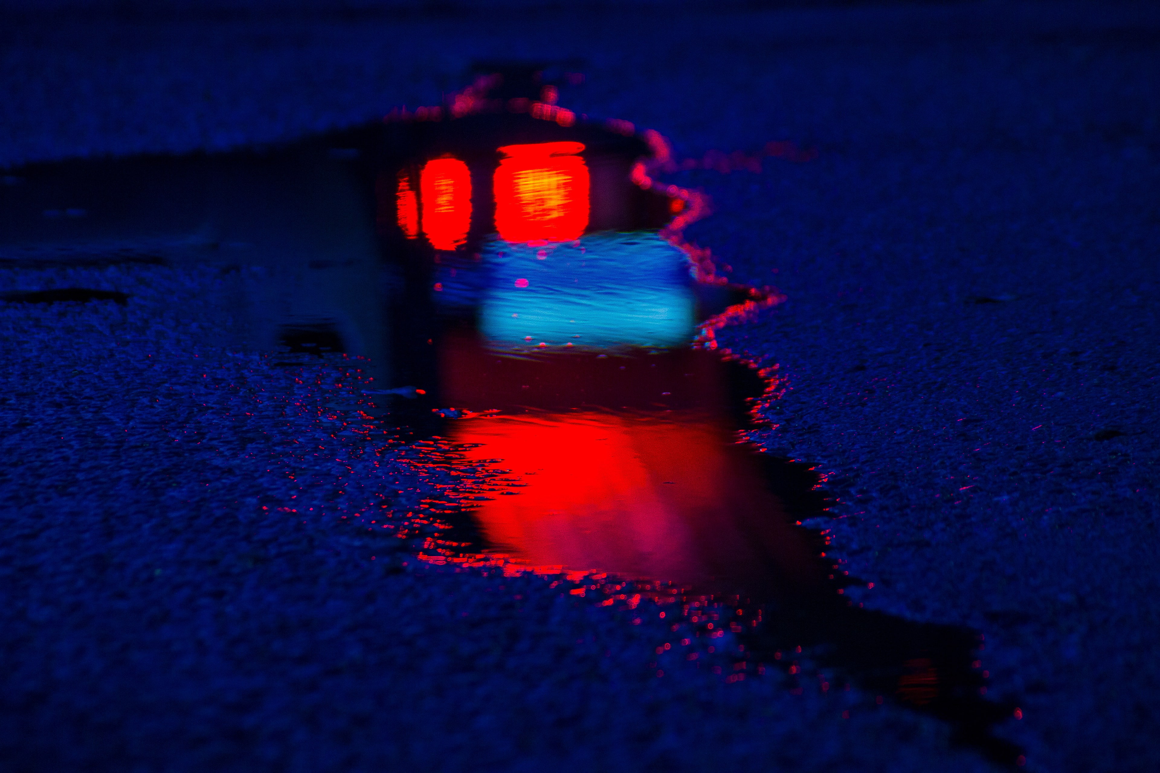 blue, flowing, red, light, lights, puddle, motion, architecture, nature, water, illuminated, transportation, night, light - natural phenomenon, glowing, HD Wallpaper
