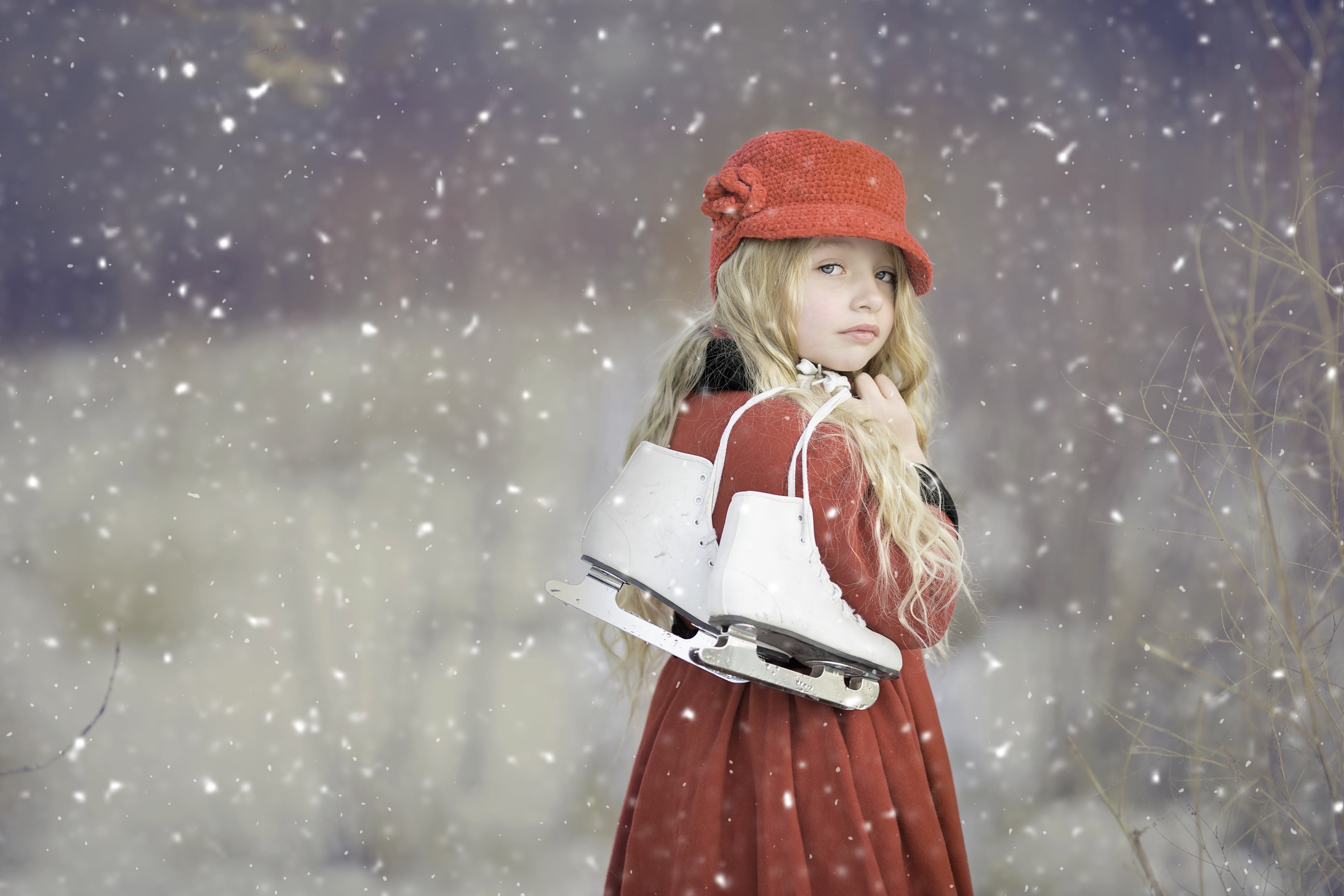 coat, hair, nature, female, ice skating, one person, extreme weather, scarf, offspring, hat, celebration, red, childhood, holding, girl, skate, innocence, HD Wallpaper