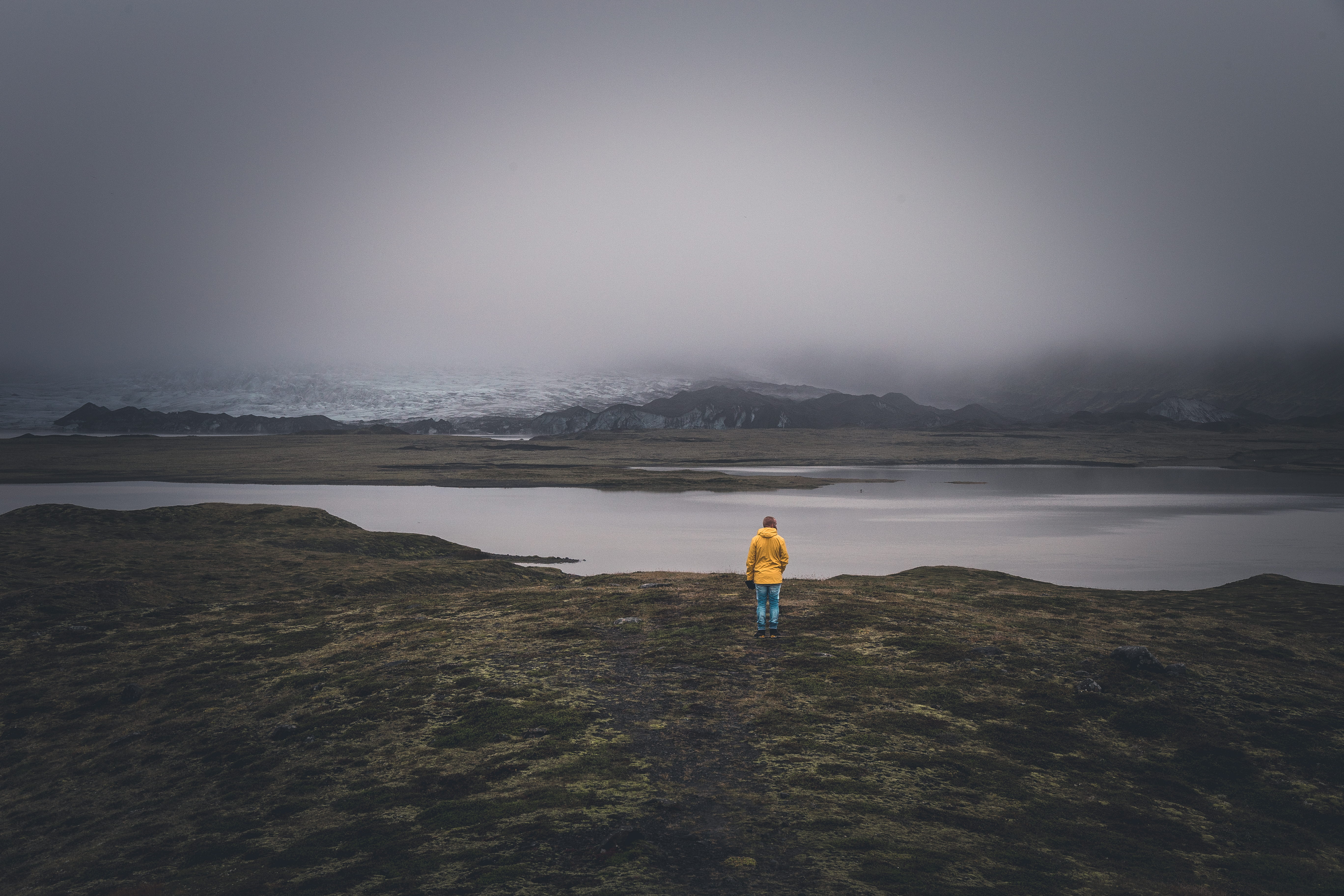 rear view, mountain, water, ice, near, green, motion, adult, yellow, dark, beach, full length, environment, outdoors, sea, nature, tranquility, foggy, great, HD Wallpaper