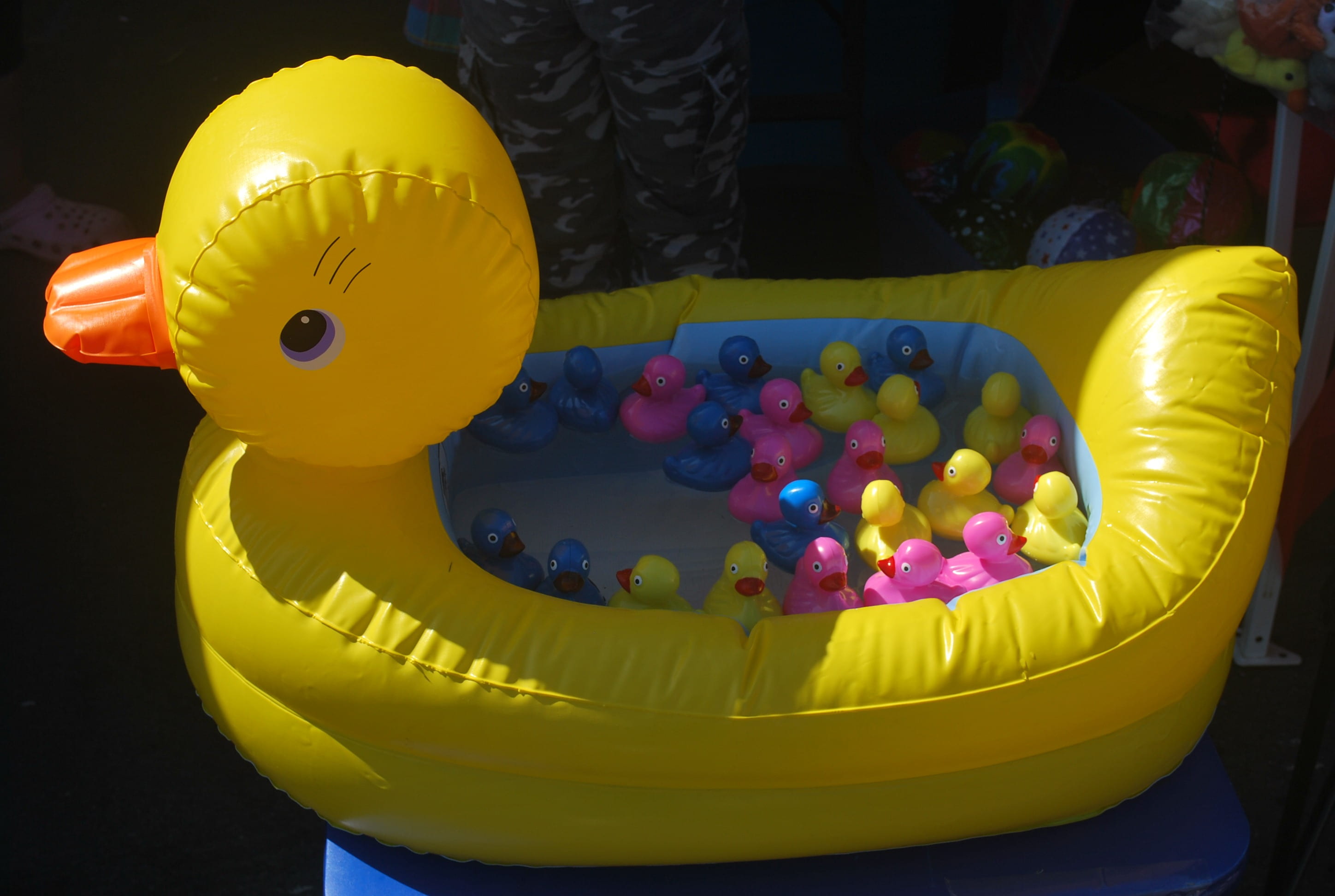 rubber duck, toy, duck, bath, floating on water, water, outdoors, fun, multi colored, play, nature, large group of objects, swimming pool, representation, HD Wallpaper