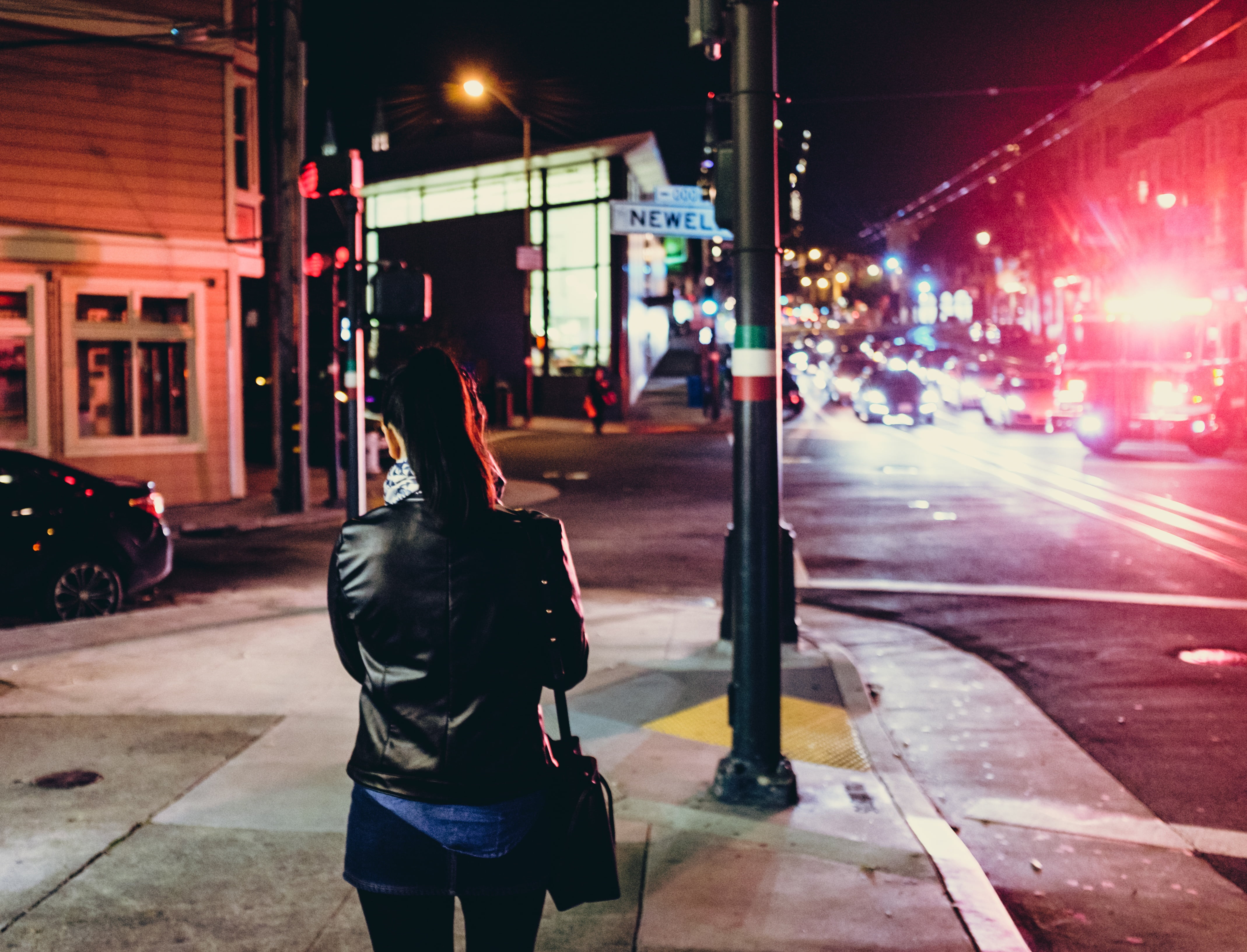 three quarter length, traffic, lifestyles, city life, 4K, store, street, road, building, outdoors, city, light, woman, illuminated, motor vehicle, land vehicle, HD Wallpaper