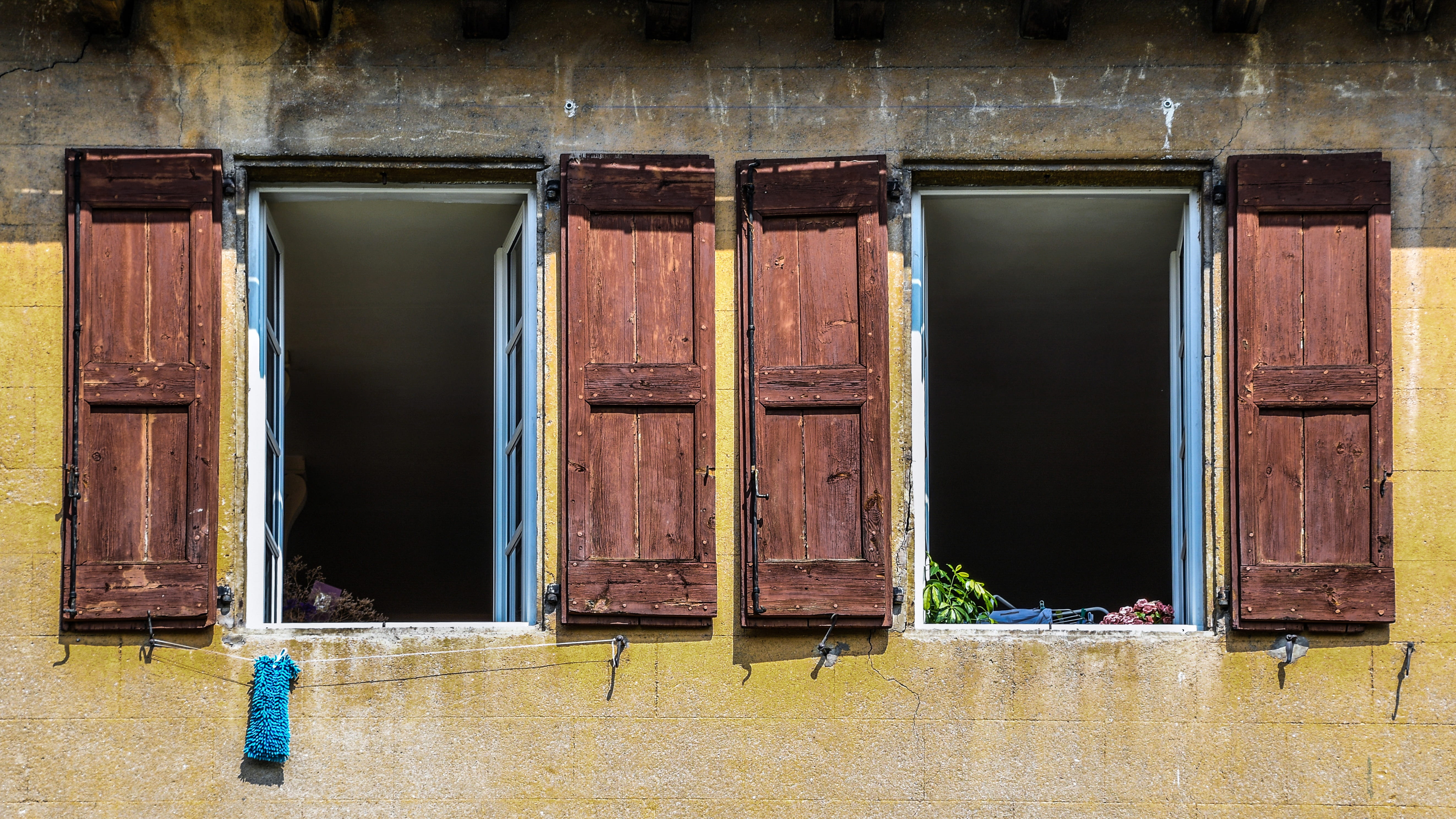 no people, decline, outdoors, doors, glass - material, wood - material, architecture, wall - building feature, safety, pane, door, bad condition, weathered, HD Wallpaper