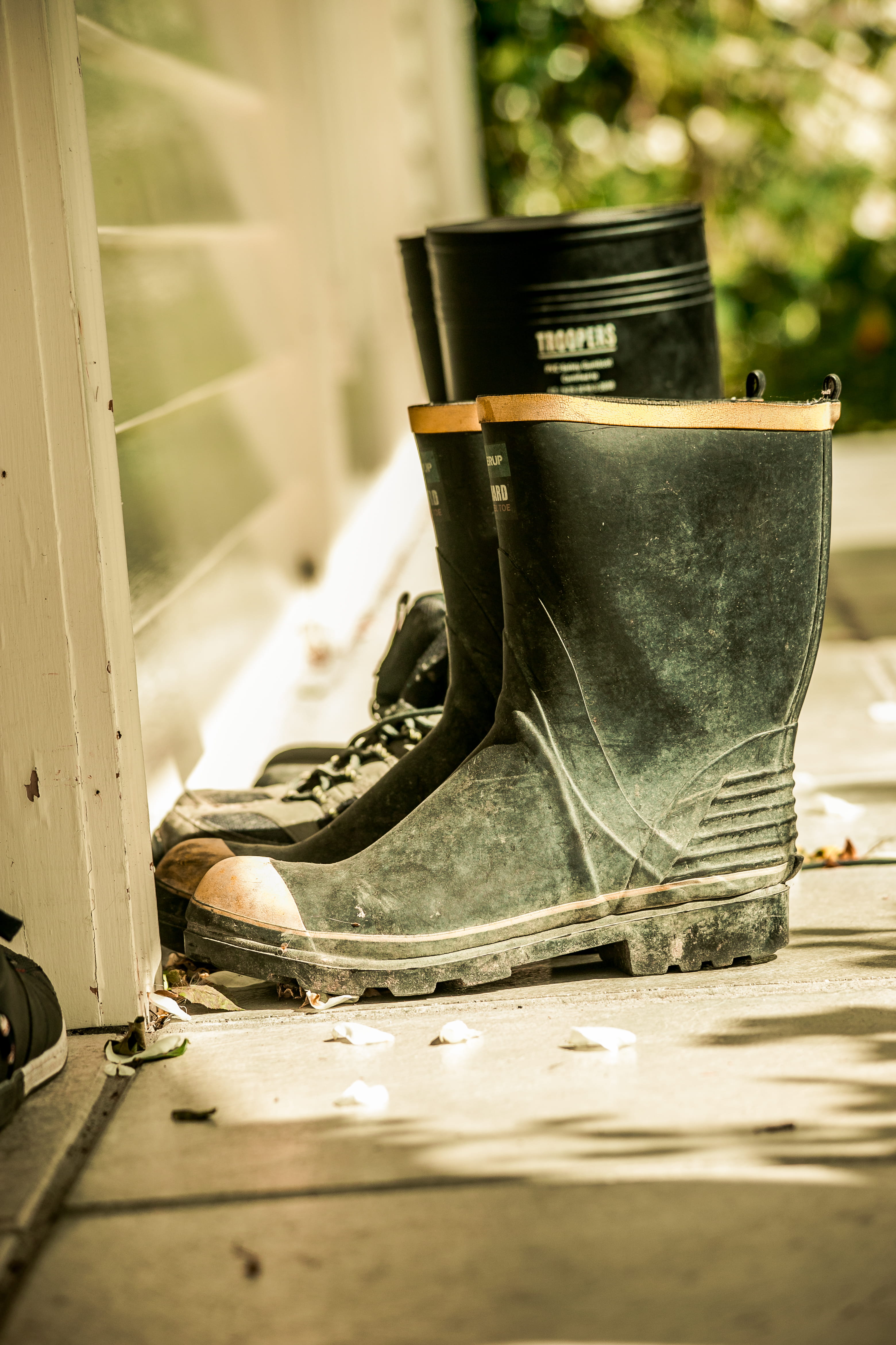 low section, pair, 4K, boot, rain, floor, security, container, abandoned, boots, black, no people, shoe, dirty, window, metal, personal accessory, rubber boot, Phone HD Wallpaper