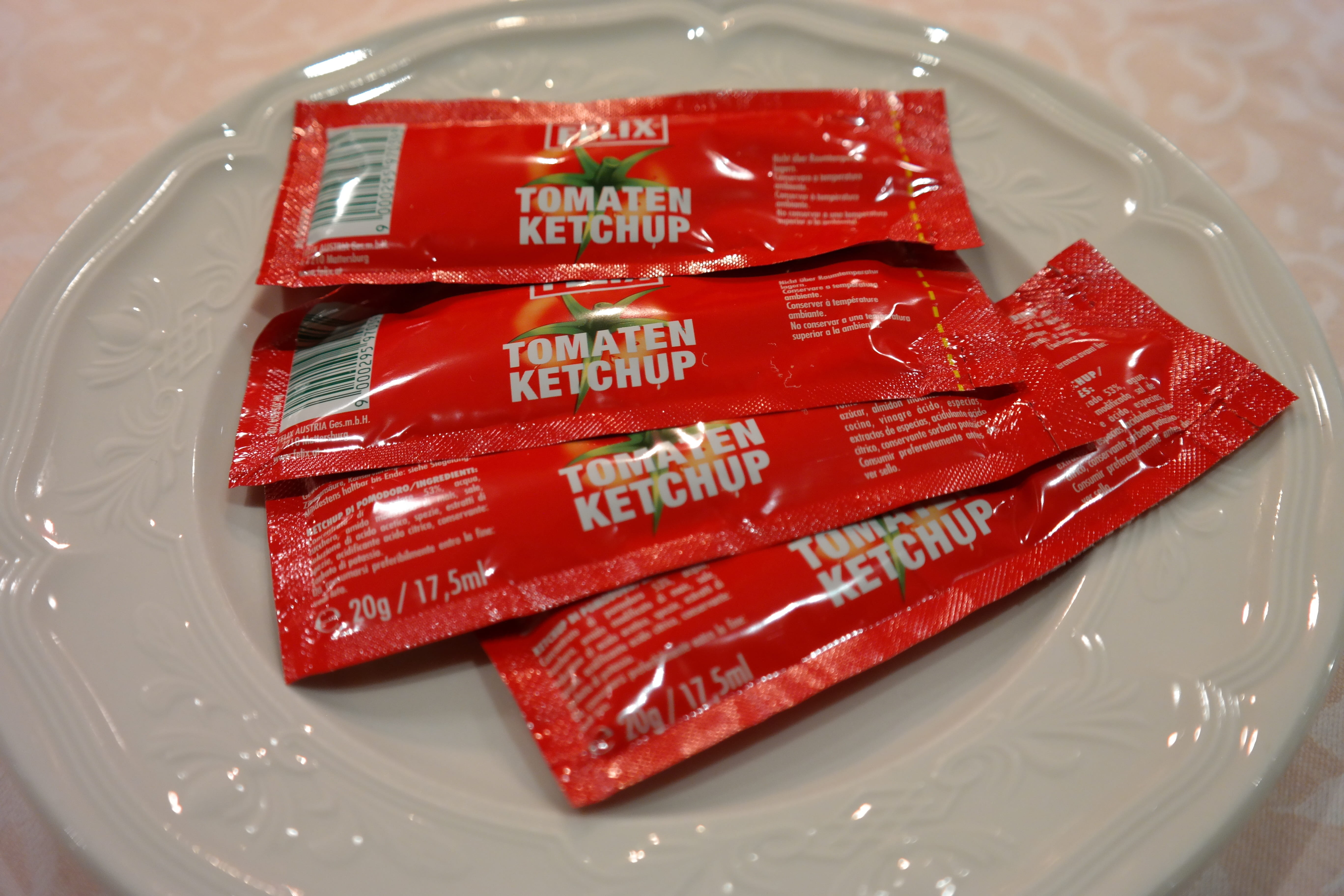 bag, plastic, plate, food And Drink, indulgence, portions, sweet food, chinese food, red, no people, seasoning sauce, Tomato Ketchup, indoors, communication, HD Wallpaper