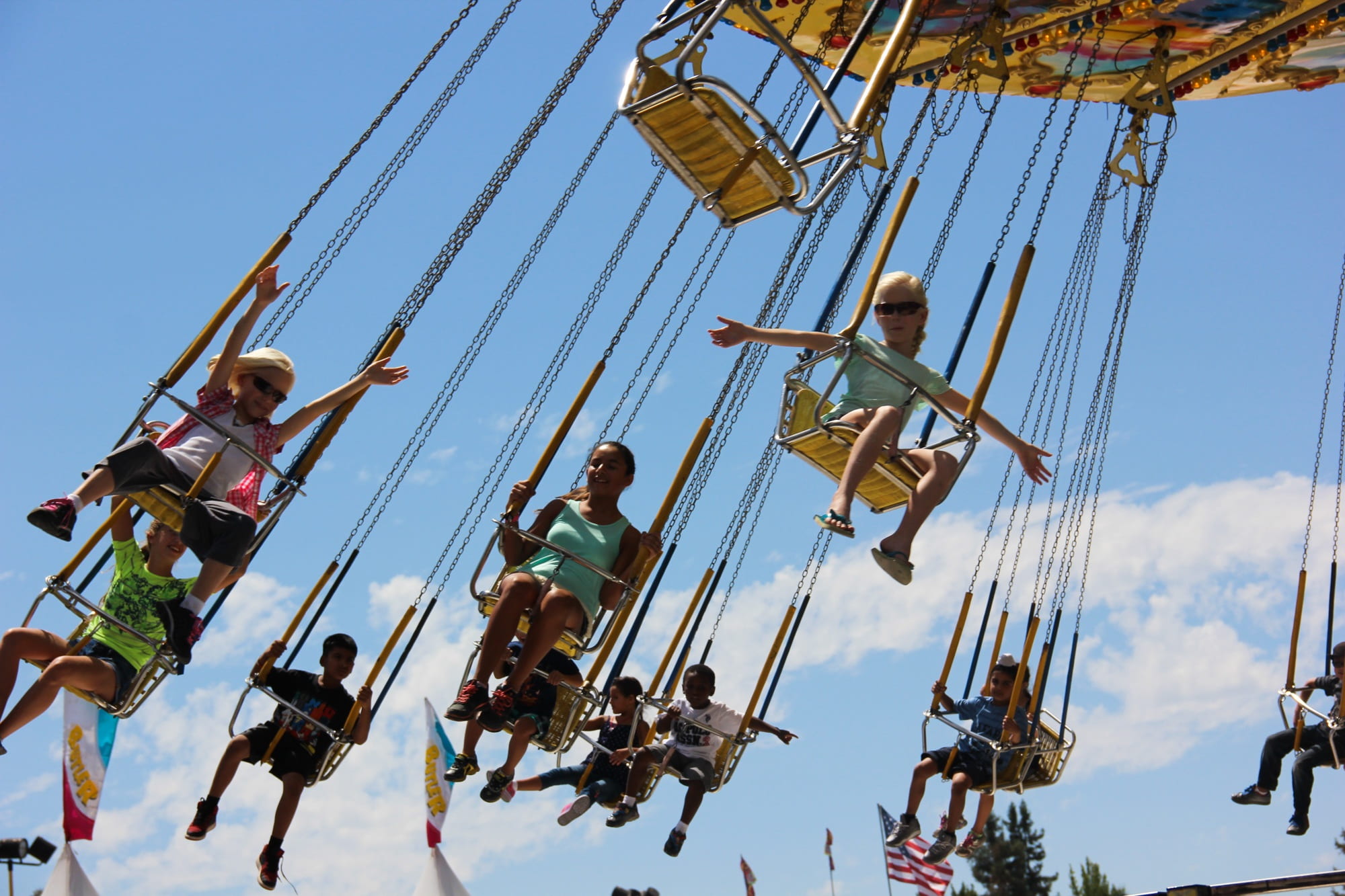 entertainment, happy, amusement park, people, ferris wheel, riding, attraction, happiness, recreation, park, child, speed, nature, theme, summer, fun, enjoyment, HD Wallpaper