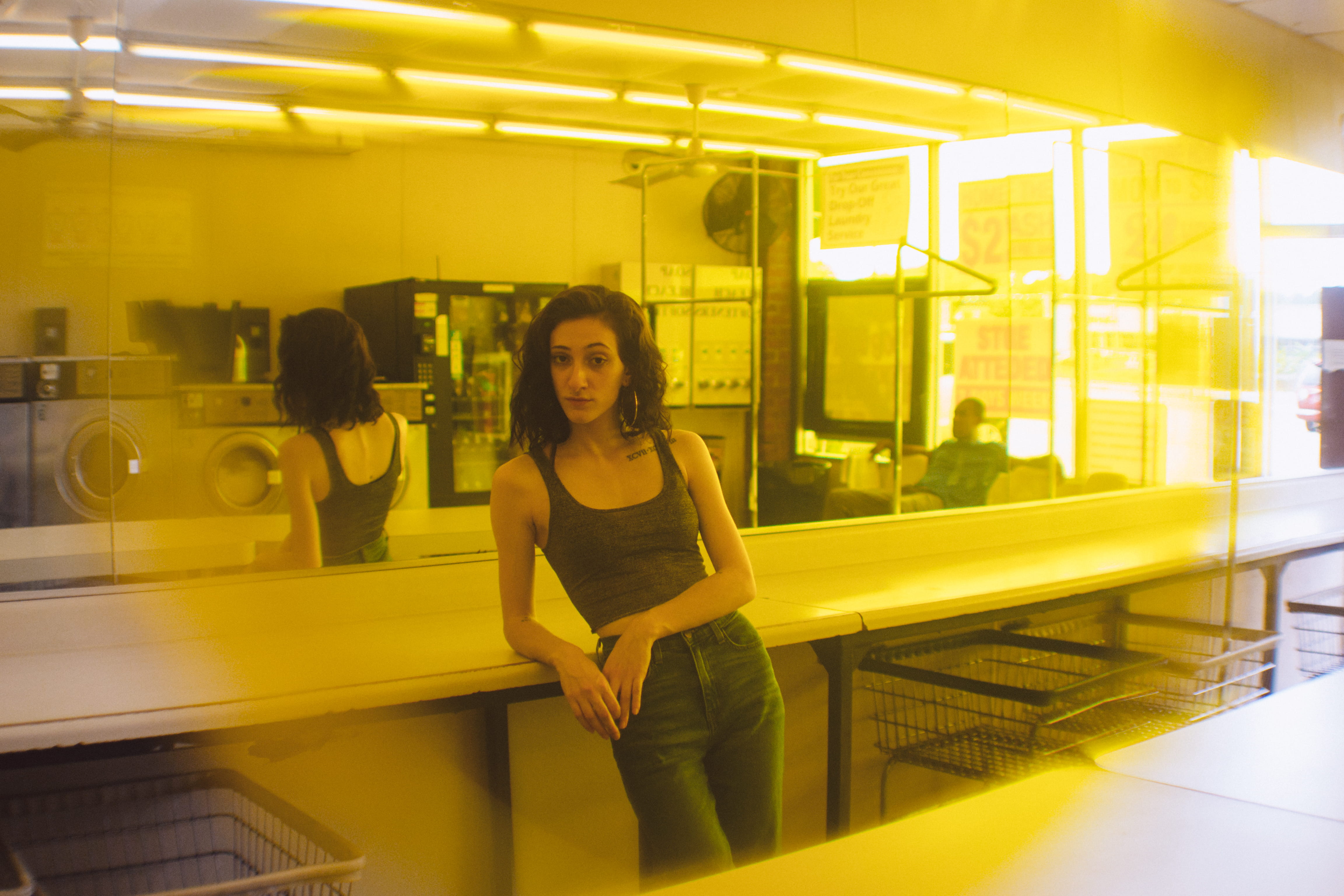 shelf, lab, plywood, fashion, arcade game machine, real people, leaning, waiting, top, standing, tank, woman, apparel, casual clothing, yellow, vehicle, HD Wallpaper