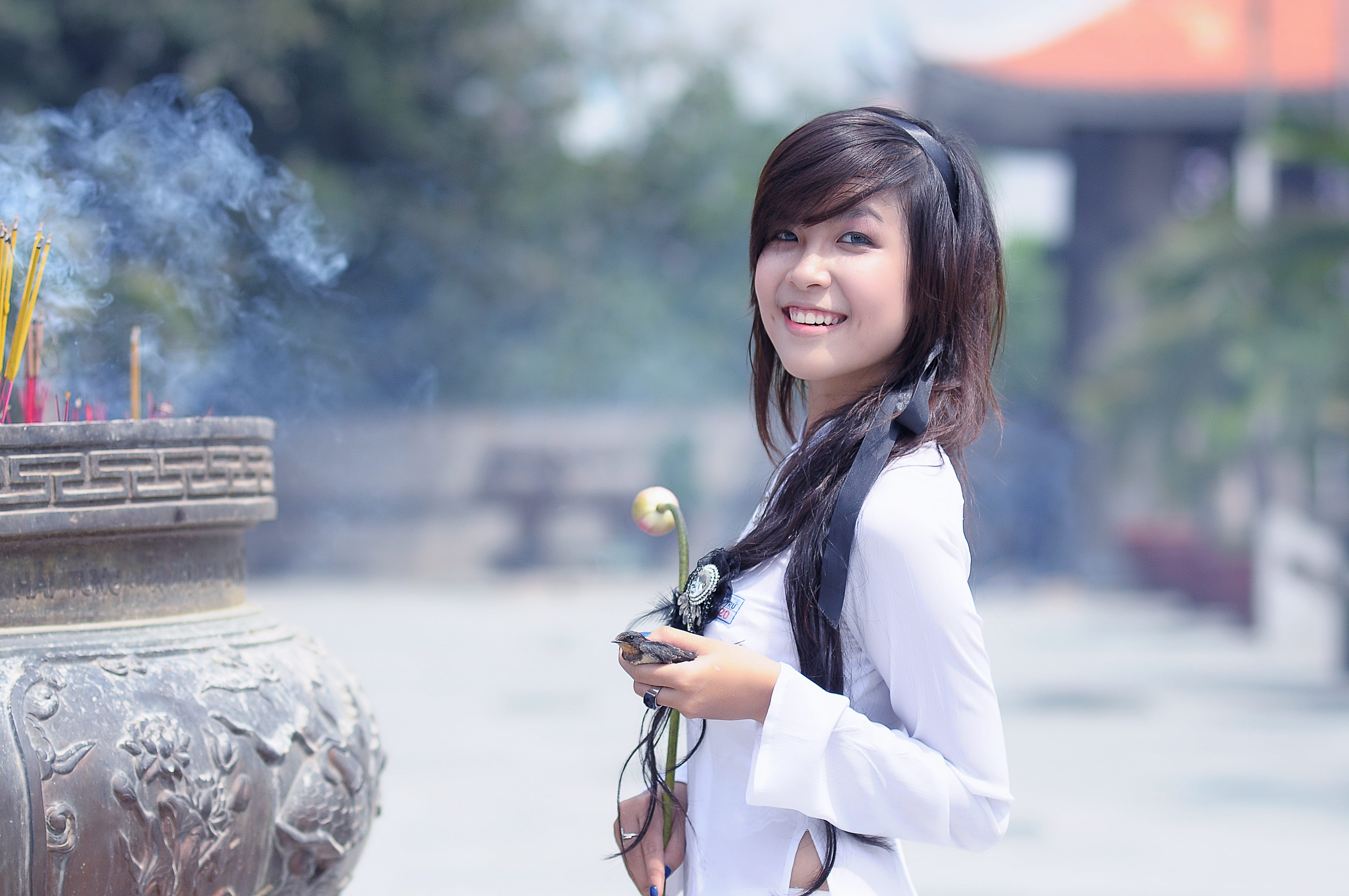 looking at camera, women, photo, smoke - physical structure, real people, young adult, 4K, one person, lady, beautiful, top, black hair, pretty, beige, HD Wallpaper