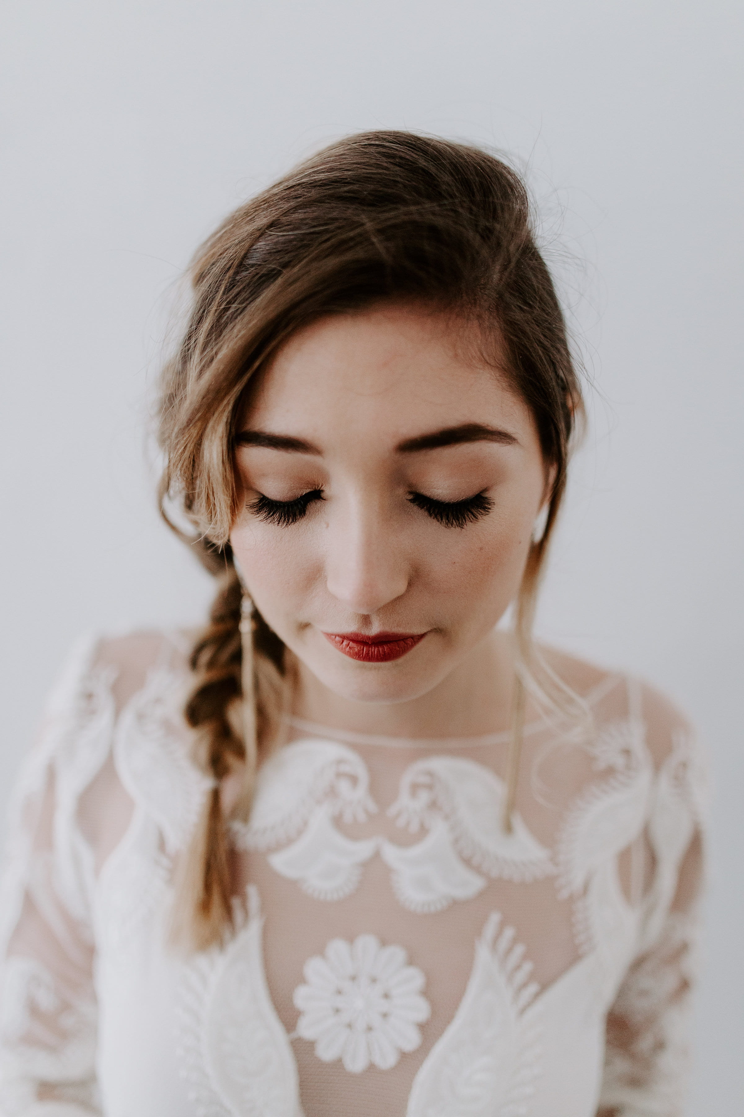 young adult, headshot, bride, hair, looking, dress, brown hair, eyes closed, caucasian, front view, studio shot, brunette, contemplation, young women, white color, Phone HD Wallpaper