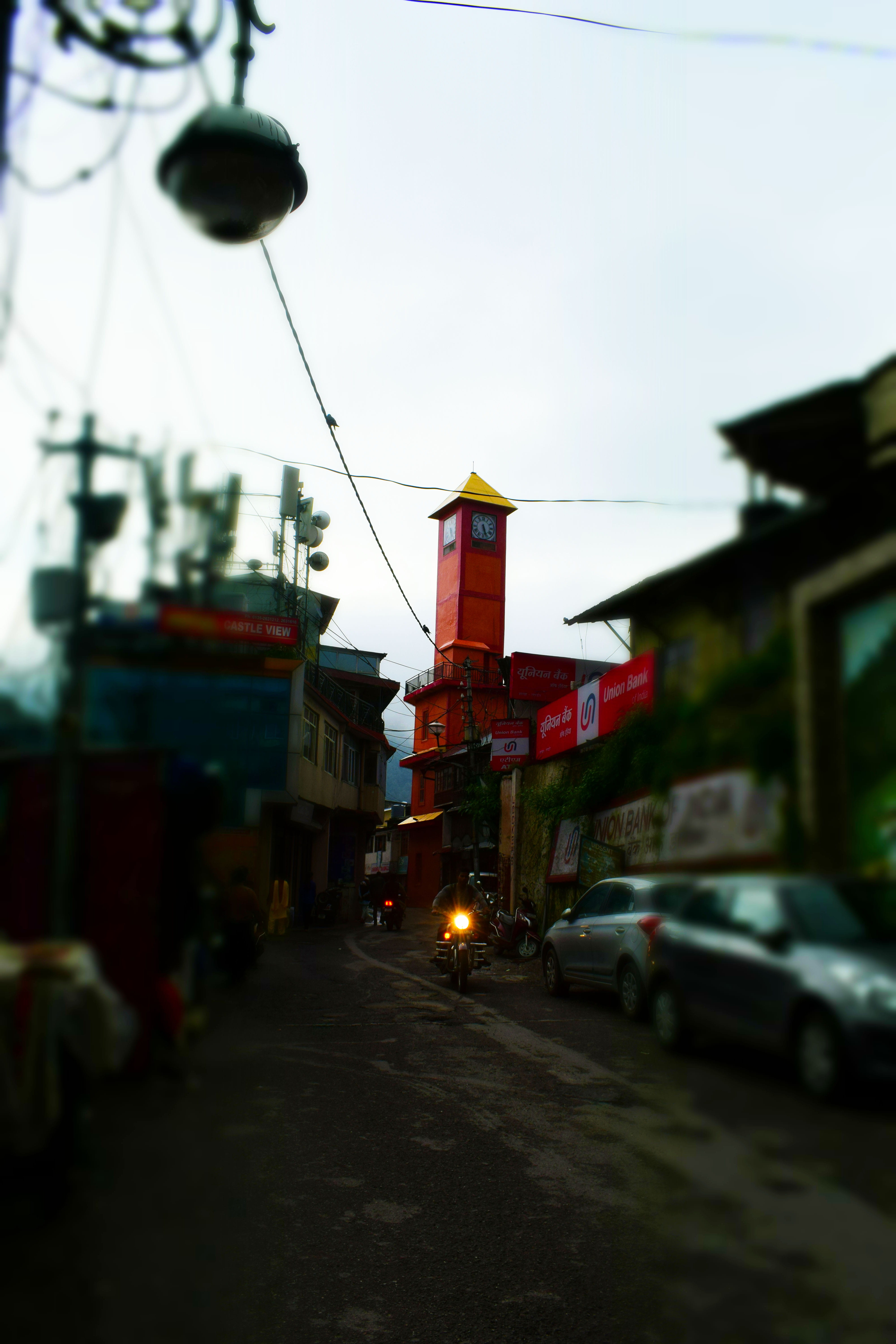 building exterior, travel, architecture, city, india, mode of transportation, mussoorie, bawadi landour bazaar, mall road, streetscape, selective focus, Phone HD Wallpaper