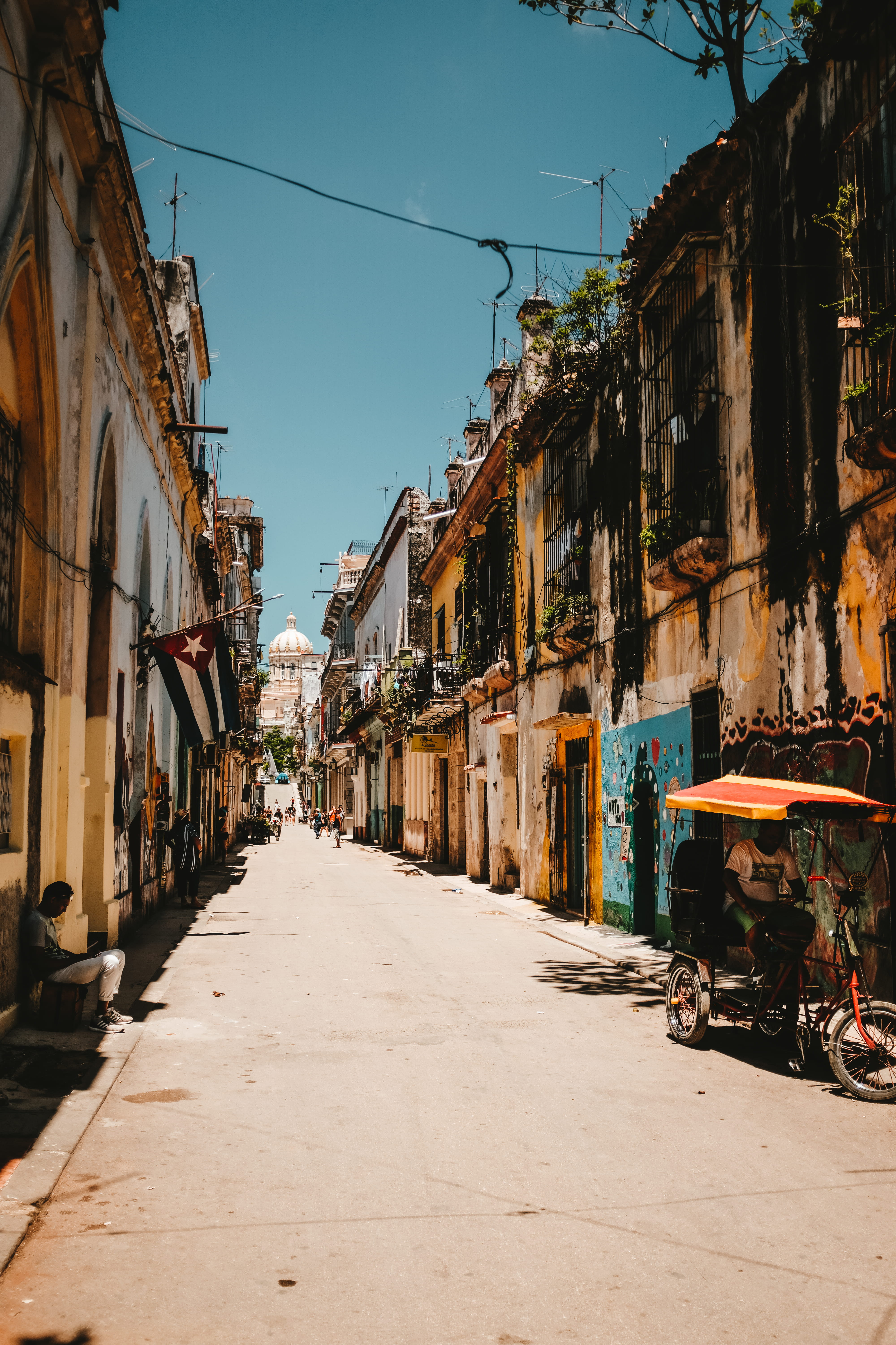 cuba, building Exterior, traditional design, 5K, road, slum, urban, no People, town, cultures, multi Colored, history, empty, poverty, summer time, europe, Phone HD Wallpaper