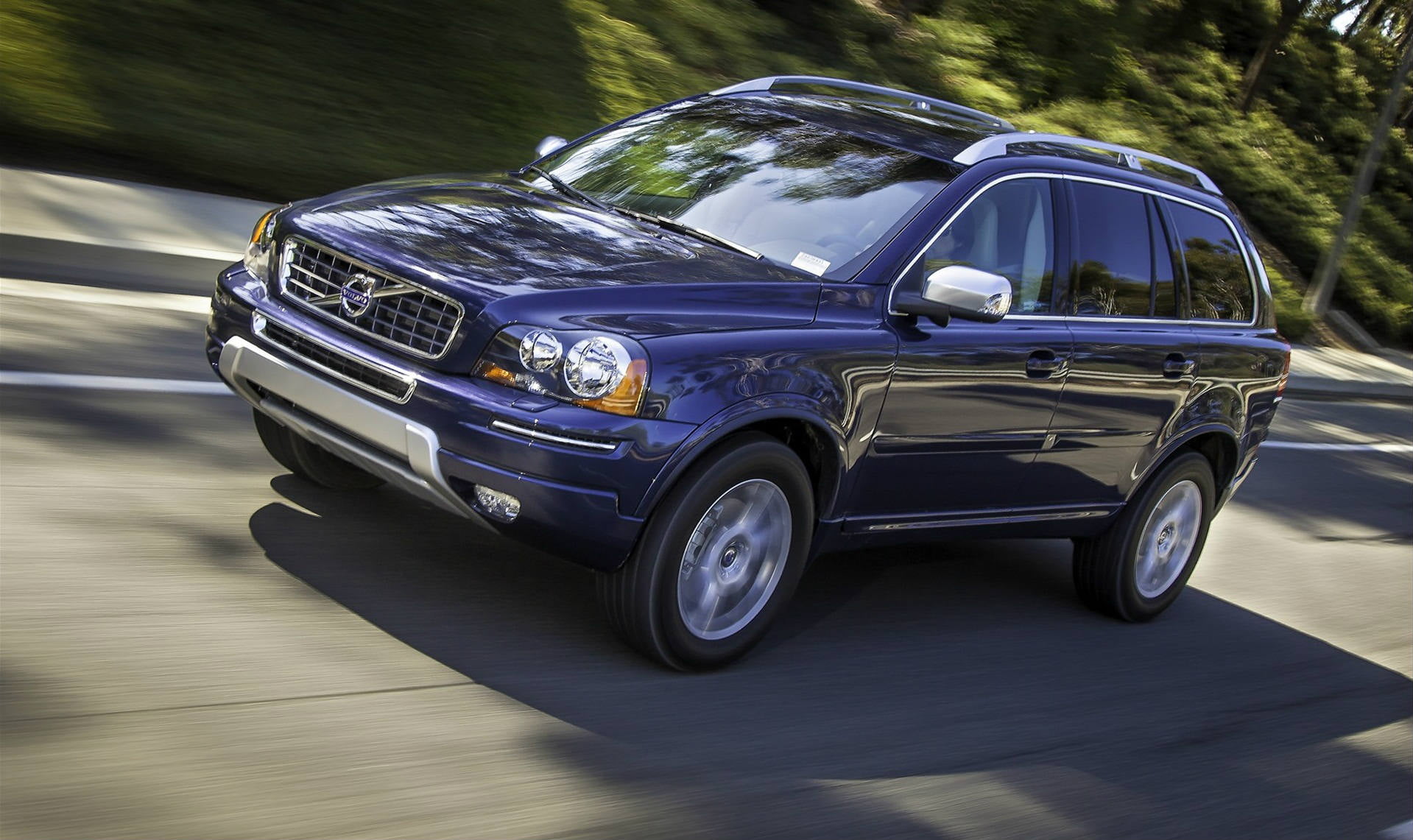 side View, no People, engine, transportation, grille, bumper, wheel, volvo xc90 ii, headlight, 4x4, editorial, old, volvo, car, sedan, reflection, road, HD Wallpaper