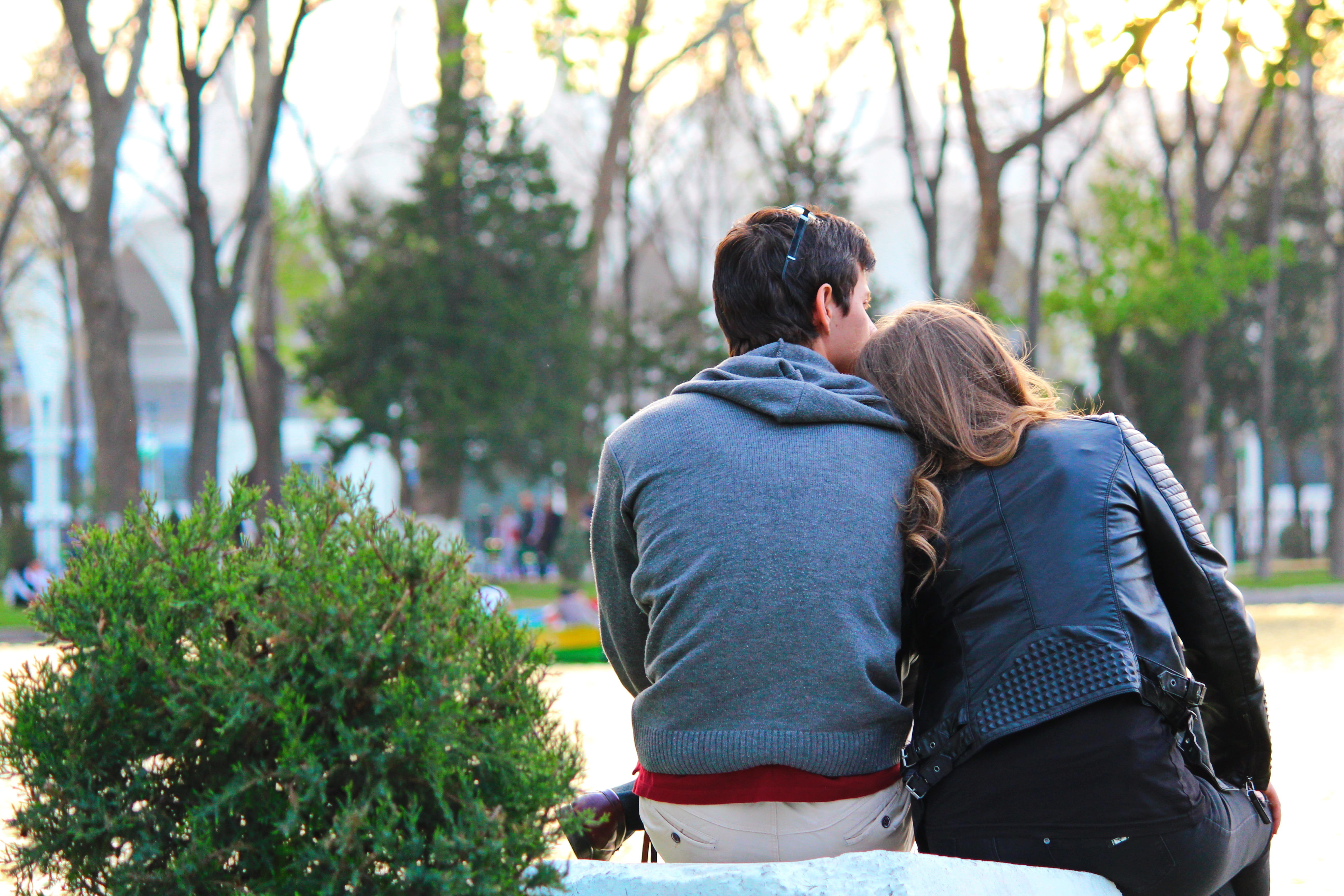 tree, anitanola, love, bonding, 5K, women, outdoors, guy, arm around, emotion, tashkent, tenderness, casual clothing, real people, nature, men, each, photoshoot, HD Wallpaper