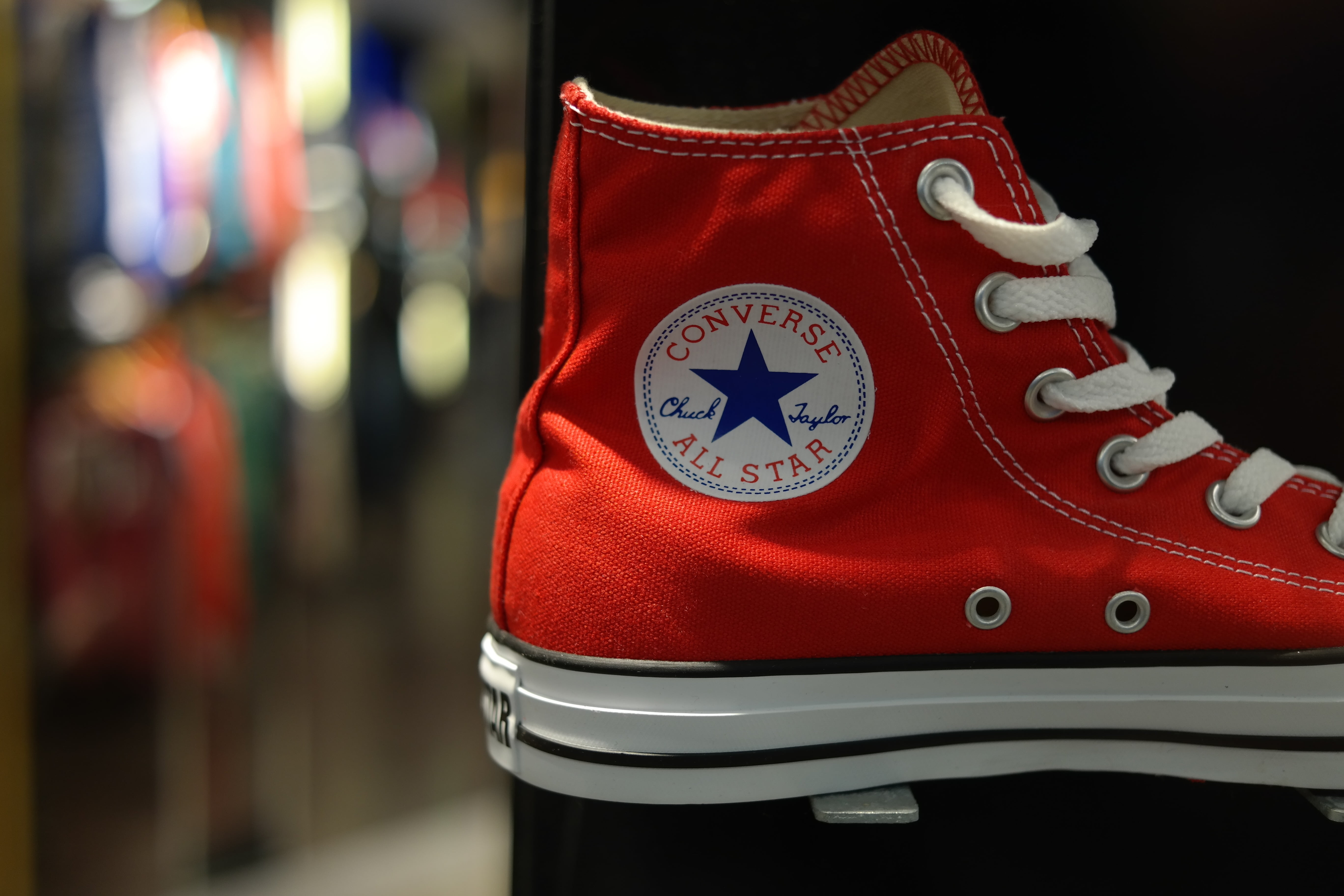 converse, time, shoes, top, clock, retail display, still life, no people, 5K, boots, close-up, fashion, sneaker, run, communication, text, sole, high, HD Wallpaper