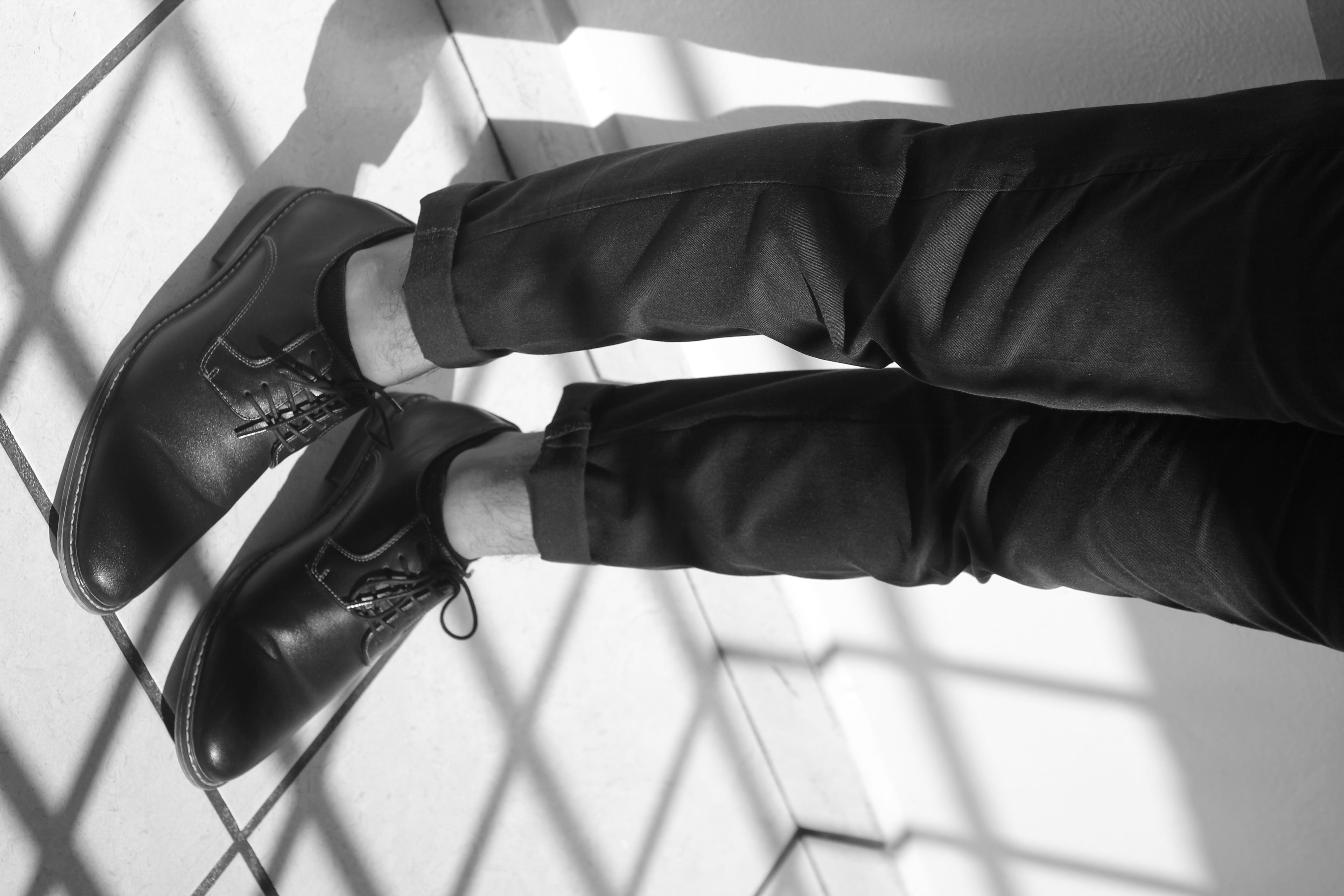 sneaker, clogs, human body part, lifestyles, crystal, real people, clothing, human leg, flooring, human foot, high heel, shoe, body part, jeans, close-up, HD Wallpaper