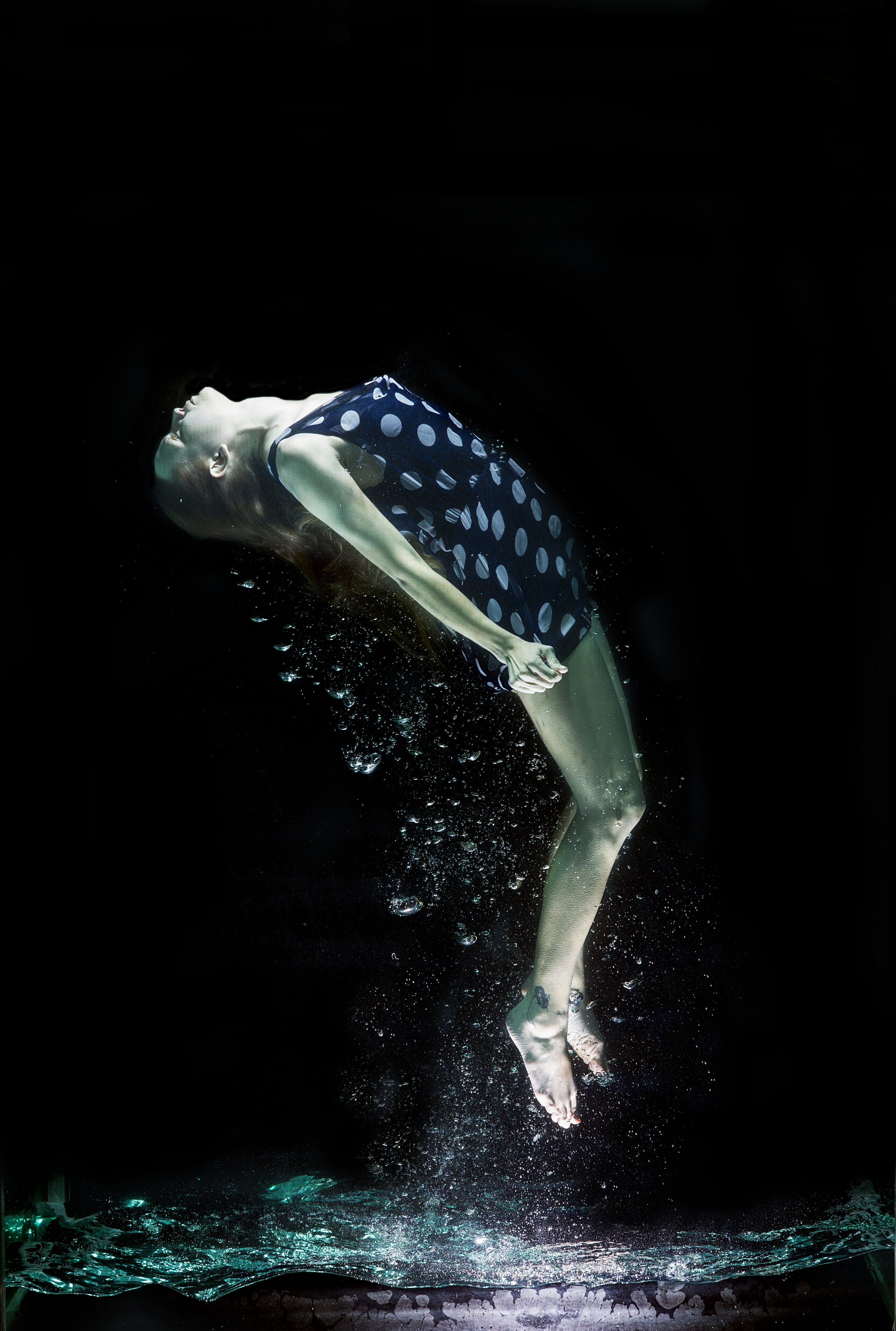 motion, water, side view, fashion, splashing, dot, womens, fiction, studio shot, deep, live, model, tank, dress, nature, vitality, breath, black background, Phone HD Wallpaper