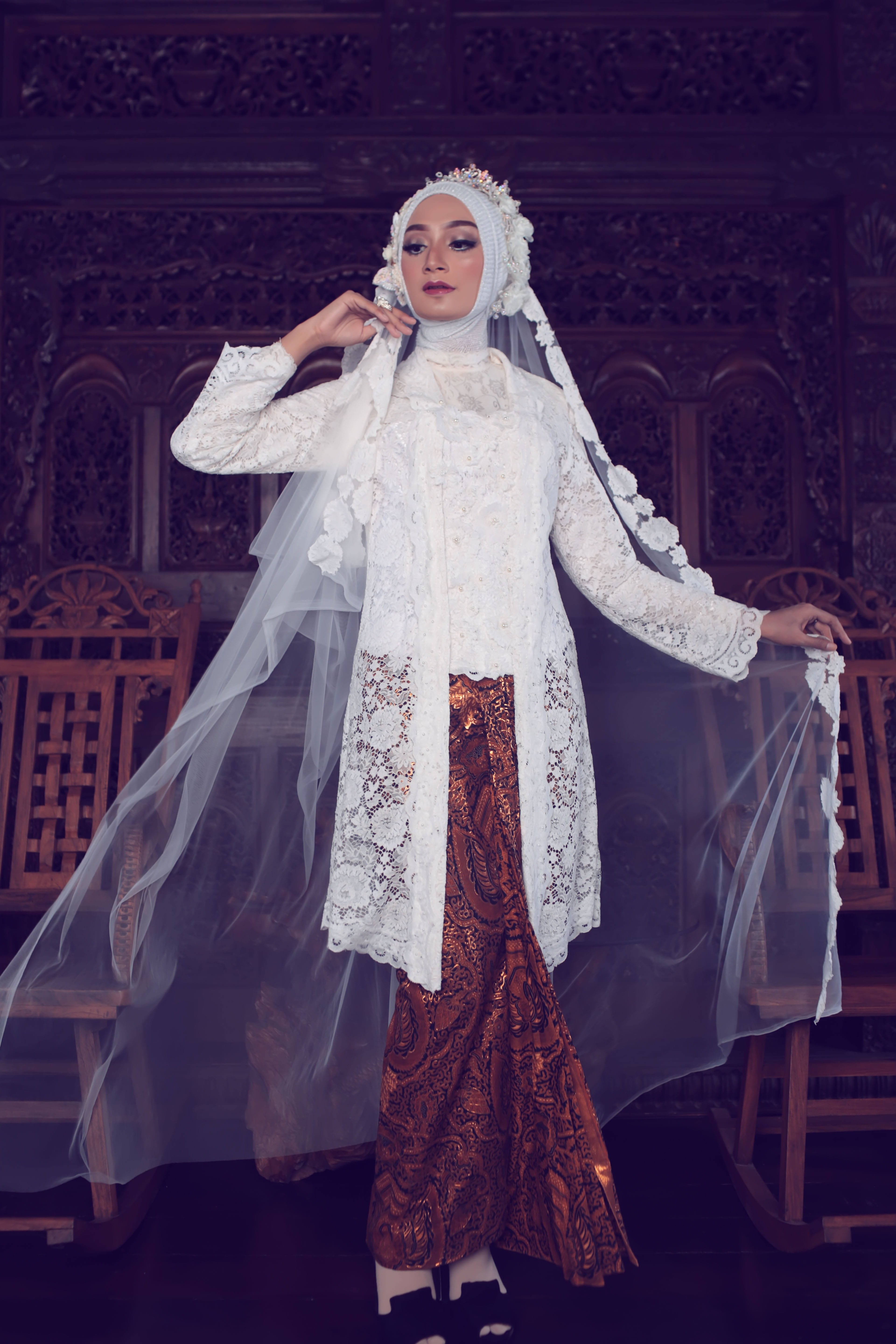 abaya, fashion, traditional wear, beauty, elegant, dress, lifestyles, style, brown, full length, photoshoot, real people, front view, veil, women, one person, Phone HD Wallpaper