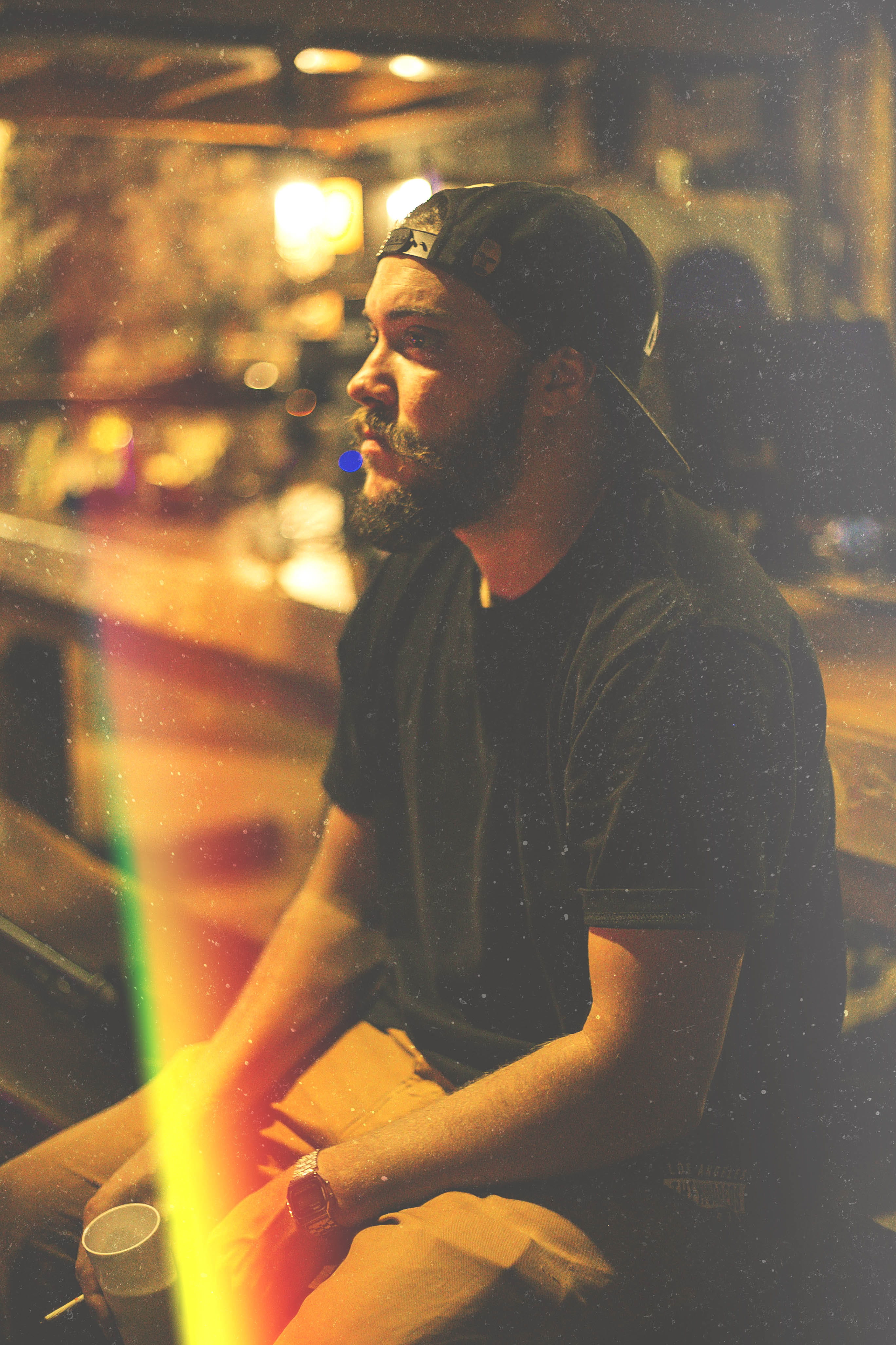 sunglasses, outdoors, waist up, sitting, bear, night, concert, facial hair, snapback, 4K, bokeh, a6000, sony alpha, men, male, profile view, 35mm, young adult, Phone HD Wallpaper
