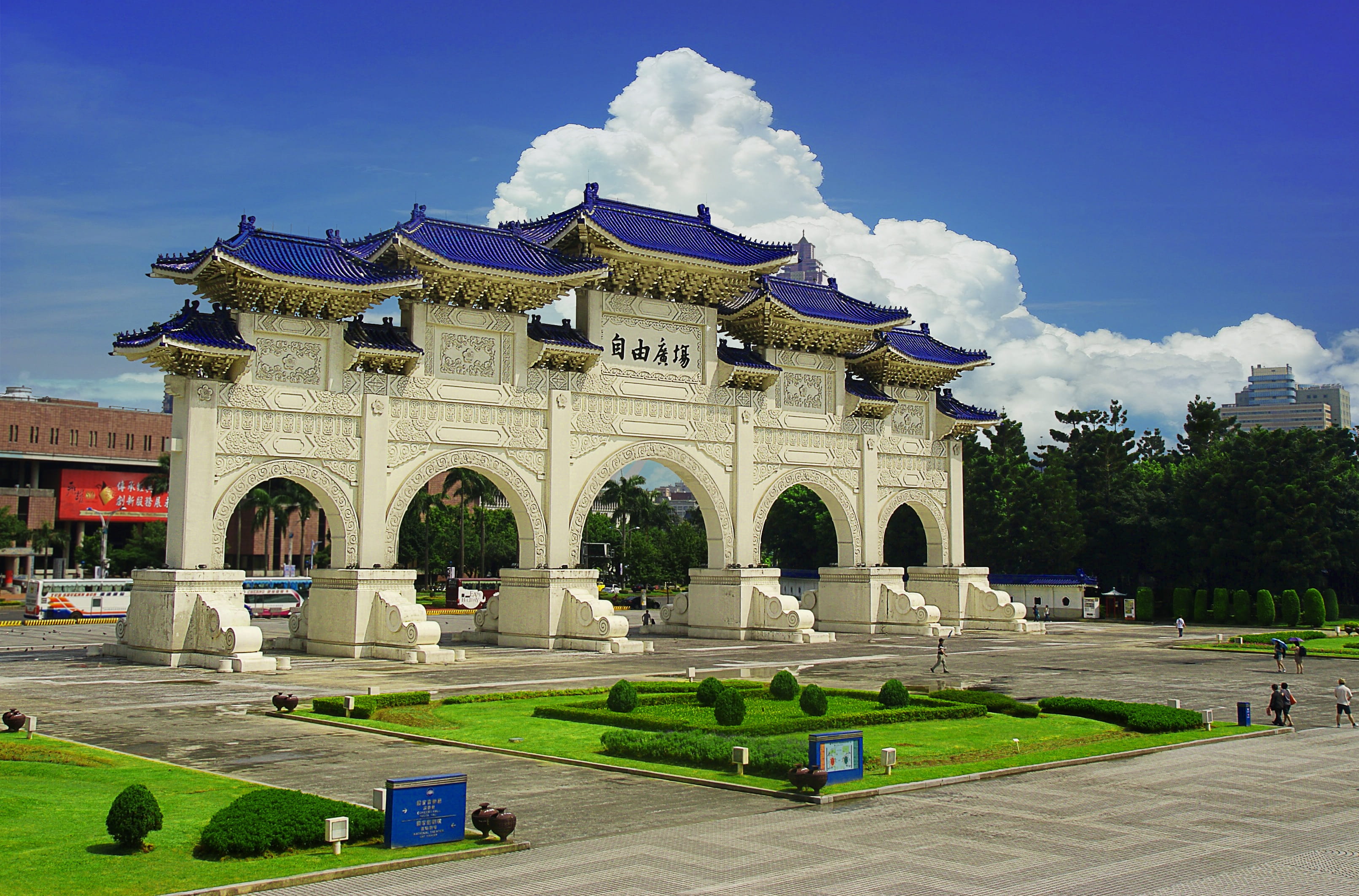 travel, vacations, tourism, tree, incidental people, taipei, building exterior, place, plant, liberty square, fun, photo, memorial hall, sky, famous, park, HD Wallpaper