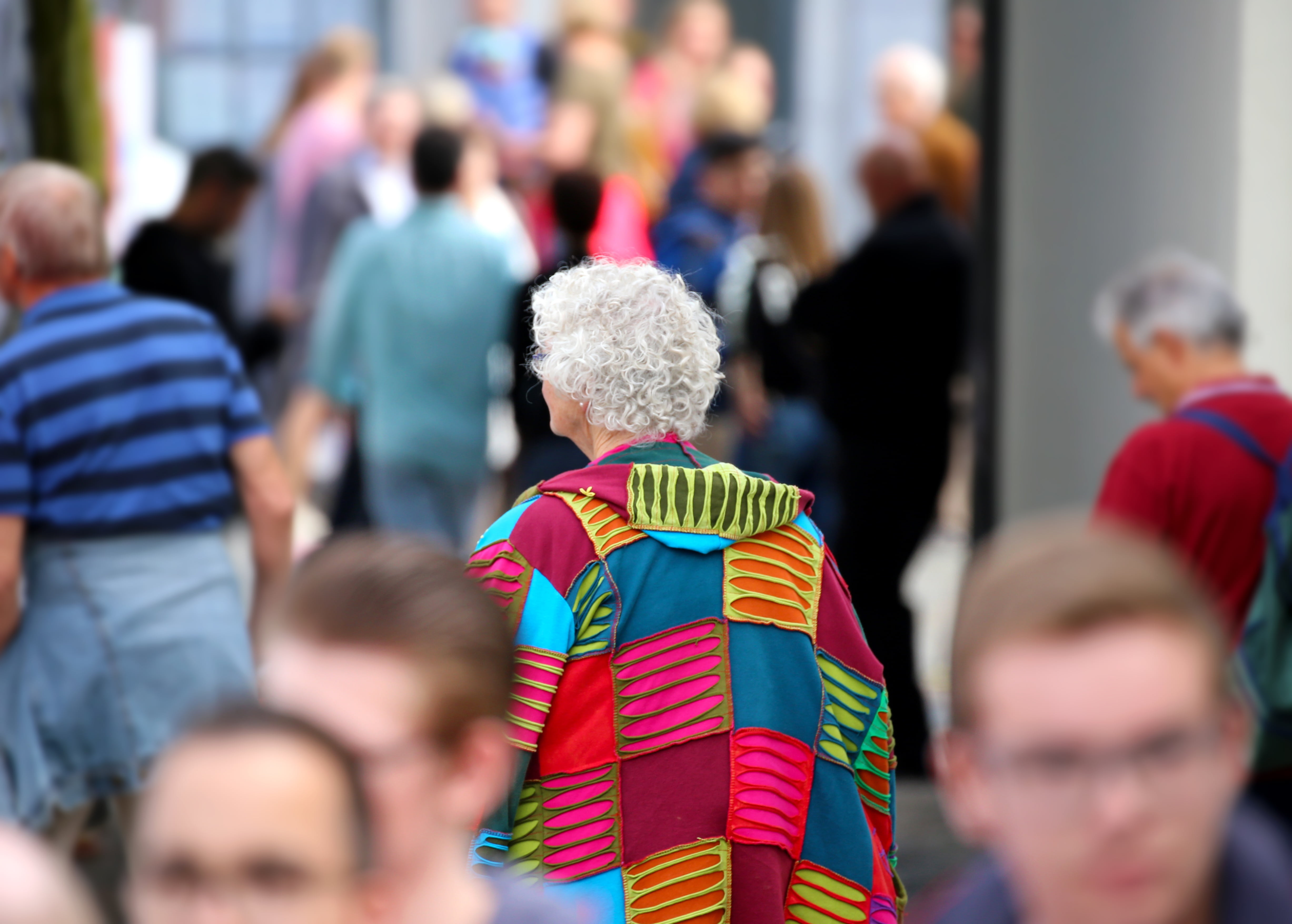 color, wearing, woman, real people, incidental people, selective focus, crowd, adult, large Group Of People, focus on foreground, day, white hair, men, HD Wallpaper