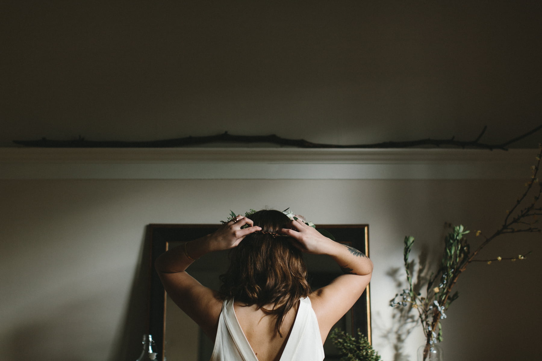 beauty, white, hairstyle, long hair, hand in hair, hair, well, real people, lit, indoors, leisure activity, inside, beautiful woman, sleeveless, 720P, HD Wallpaper