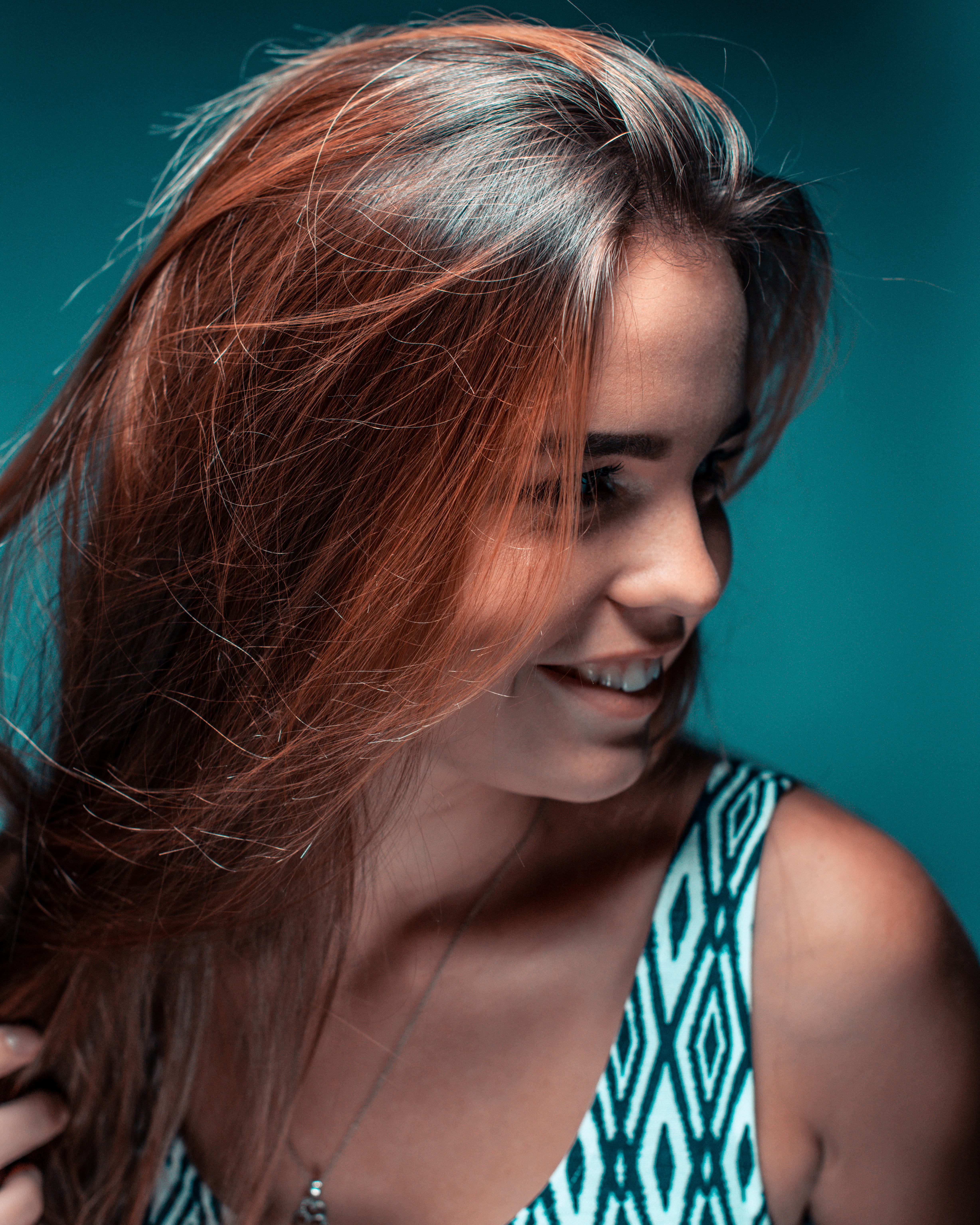 casual, fashionable, wear, sleeveless, happiness, portrait, women, photoshoot, beauty, close-up, posing, youth, photo, pose, headshot, indoors, necklace, Phone HD Wallpaper