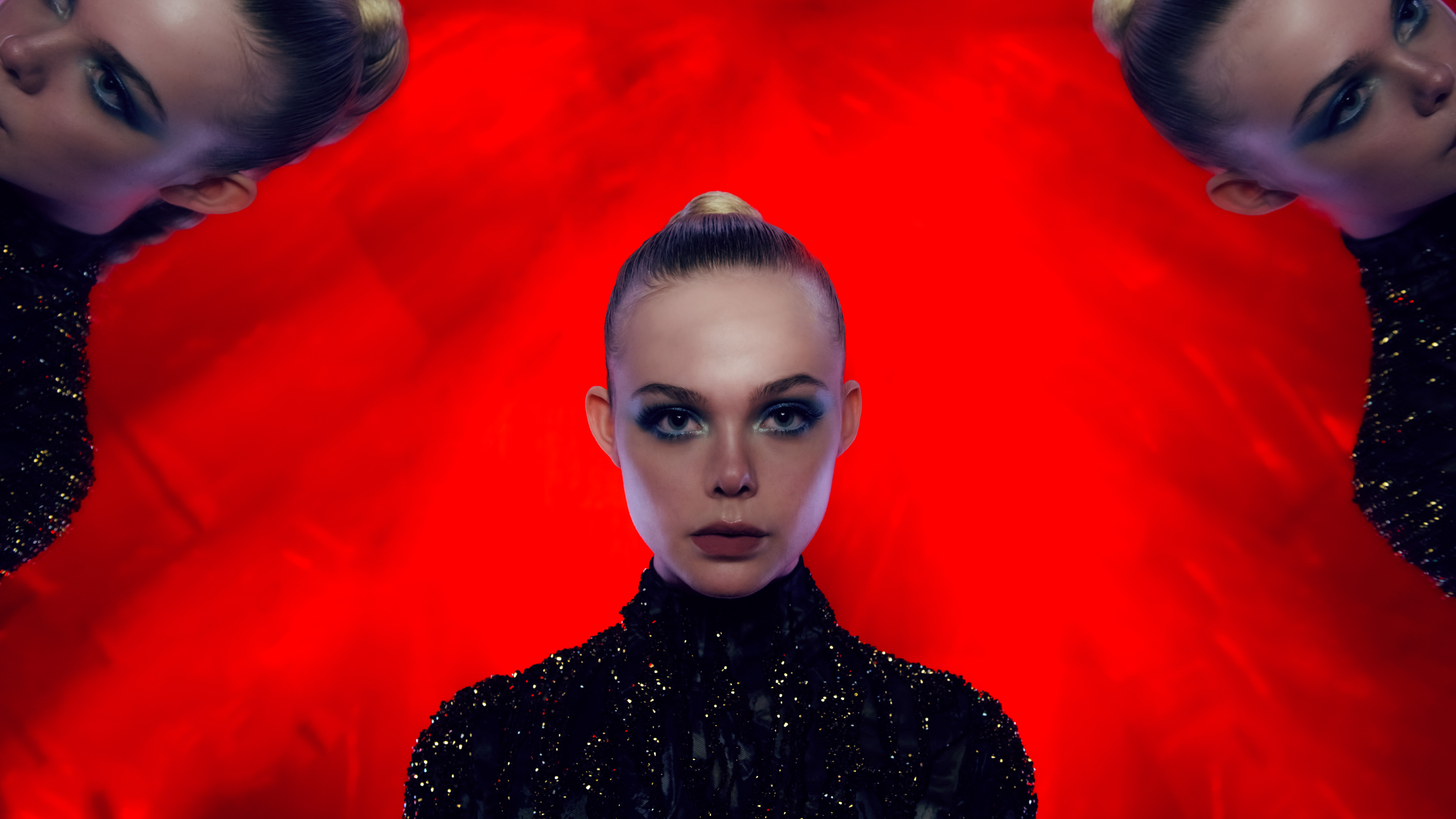 staring, neck, woman, black, top, turtle, Elle Fanning, upfront, 8K, The Neon Demon, HD Wallpaper