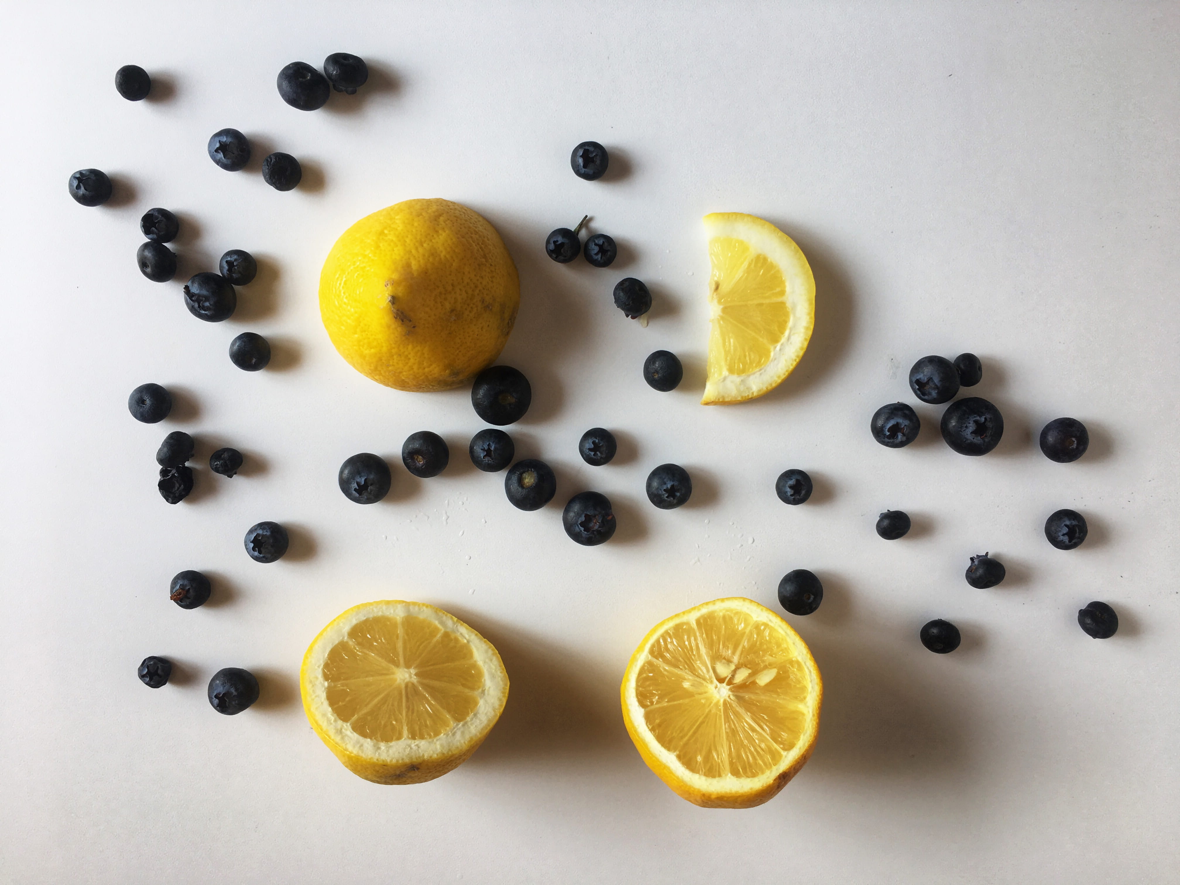 lemon, citrus fruit, food and drink, 4K, johannesburg, blueberry, yellow, colour, cross section, freshness, directly above, fruit salad, lemons, orange, HD Wallpaper