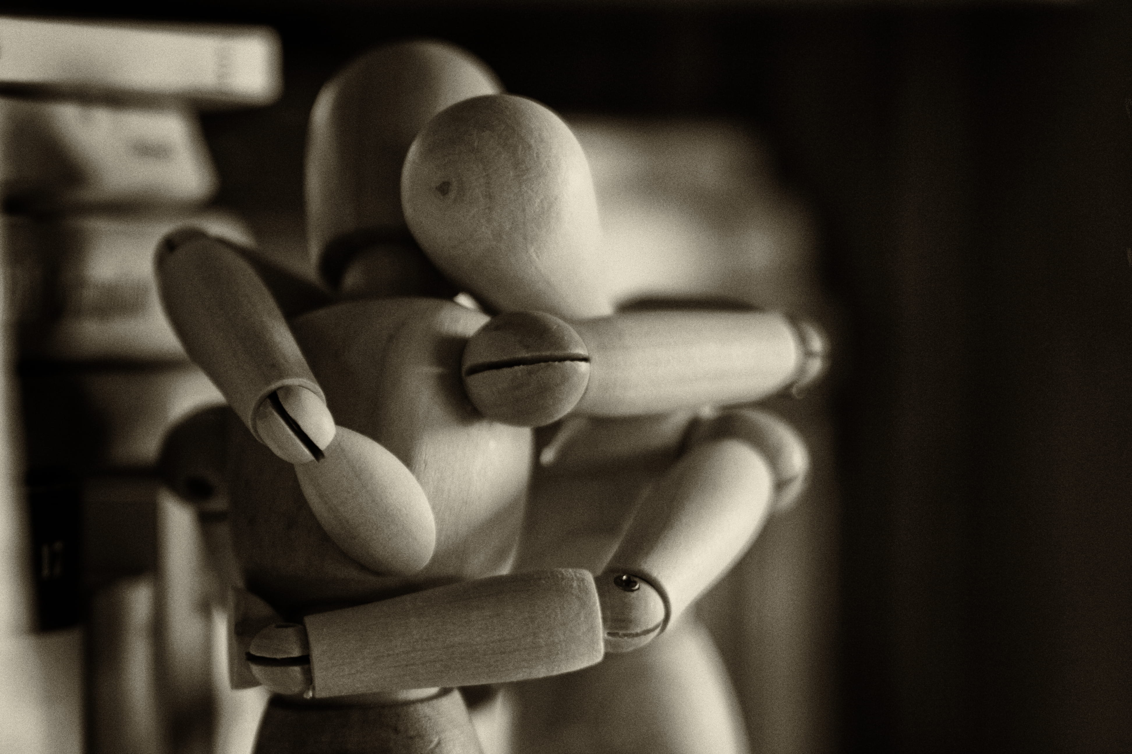 group, bizarre, table, figures, no people, wooden, absence, dummy, day, hugging, still life, beige, food and drink, 4K, close-up, person, wood - material, HD Wallpaper