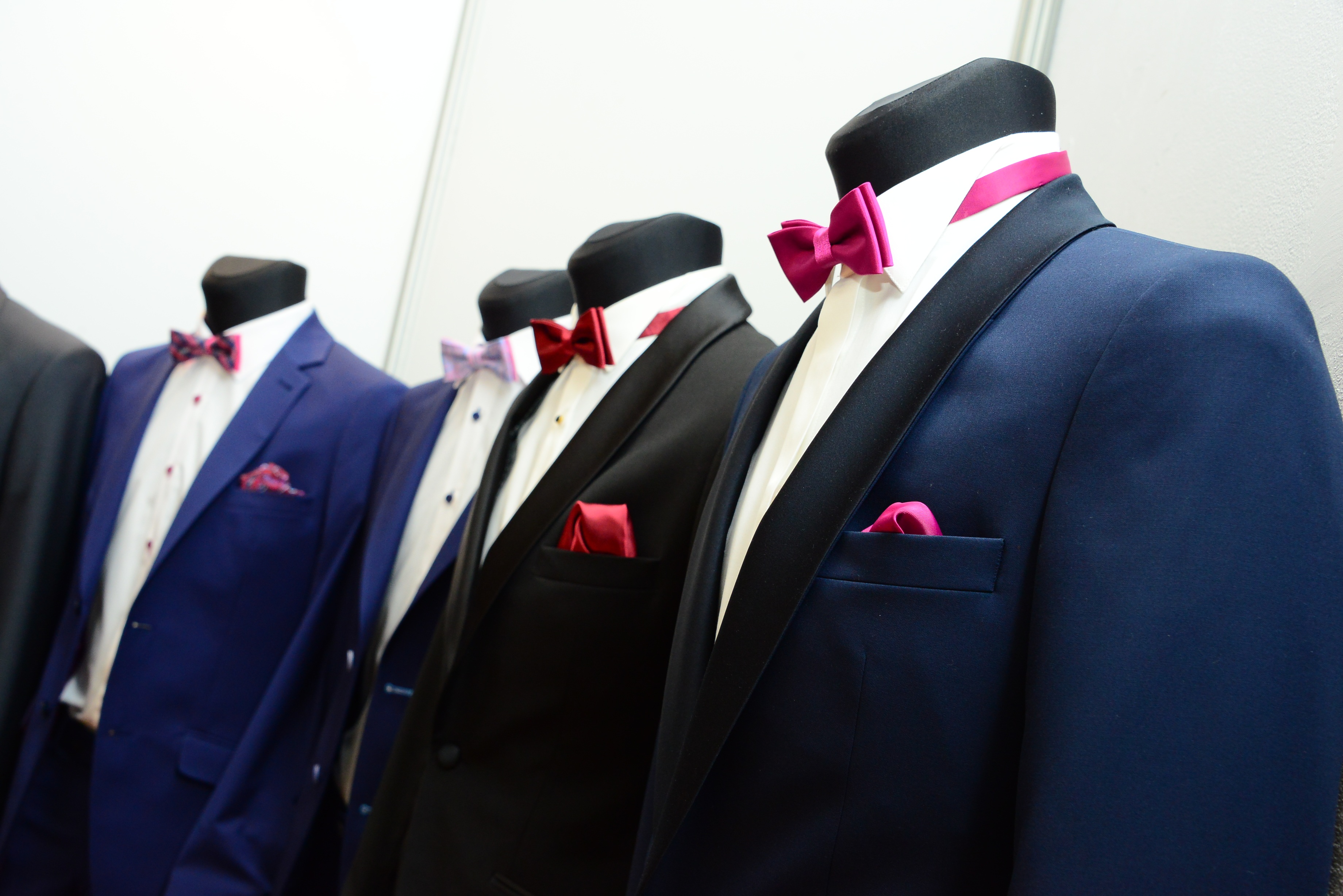 the ceremony, form, formalwear, occupation, ornament, red, a new way of life, marriage, suit, 2K, men, people, jackets, the suit for the wedding, indoors, HD Wallpaper