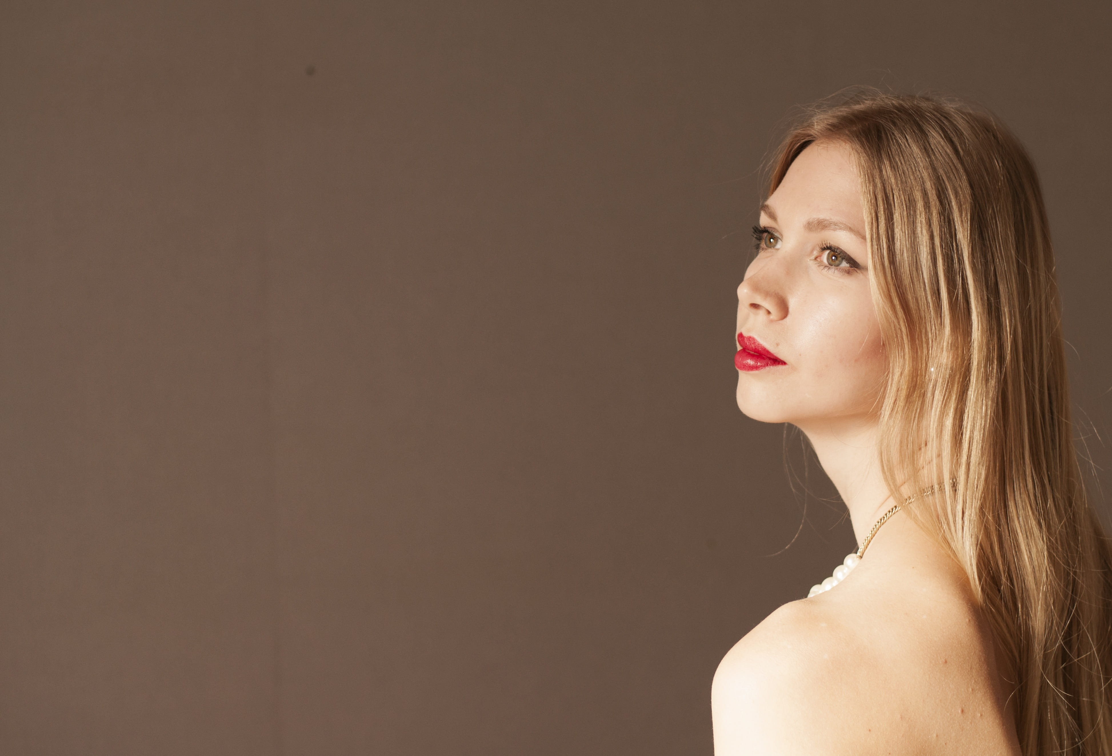 copy space, calm, lipstick, looking, real, lips, feminine, young, fashion, one person, portrait, natural, blond hair, young women, relaxed, black background, HD Wallpaper