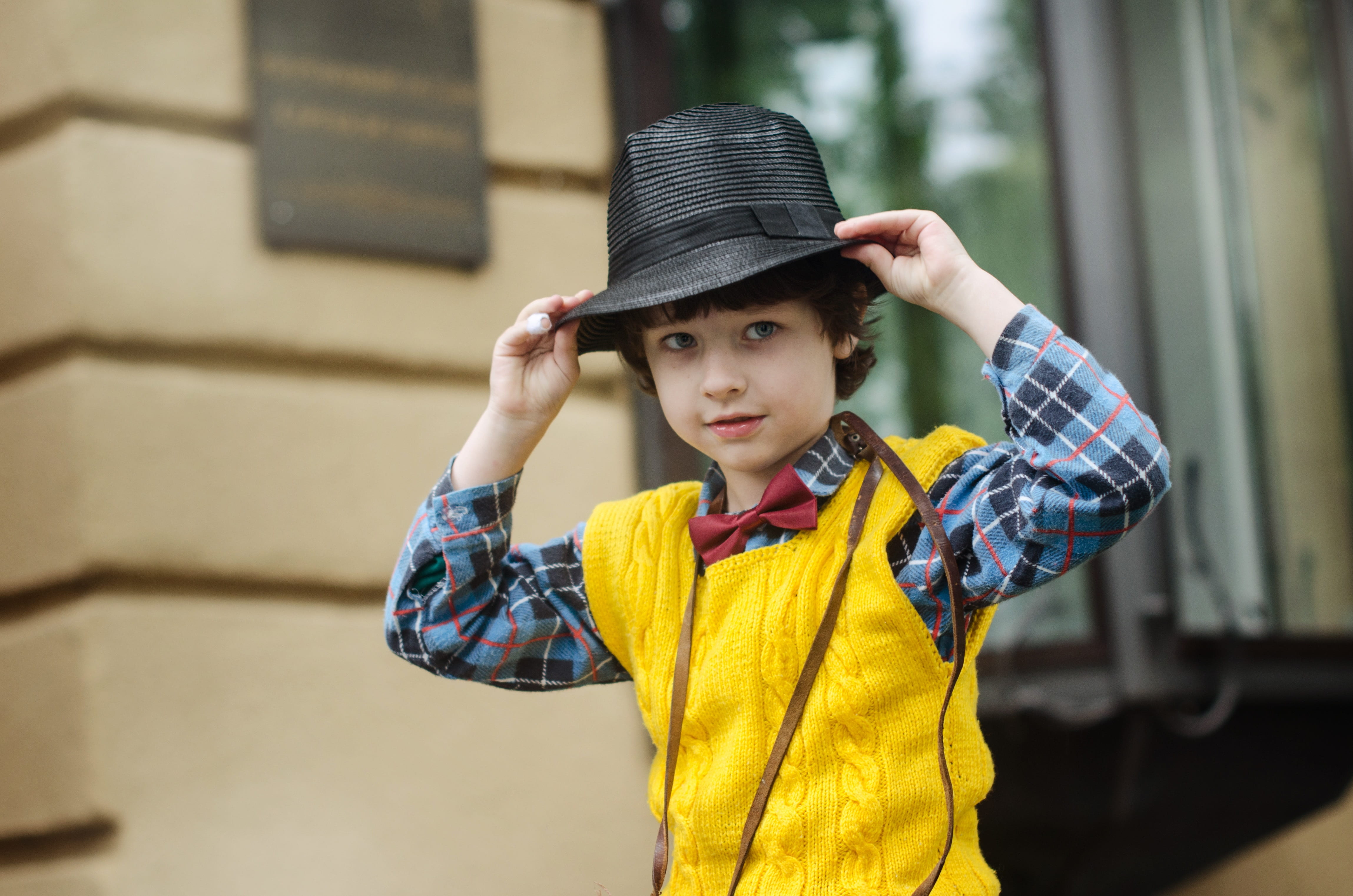 casual clothing, innocence, offspring, childhood, men, clothing, vest, males, near, boys, shirt, 4K, front view, standing, portrait, architecture, looking at camera, HD Wallpaper