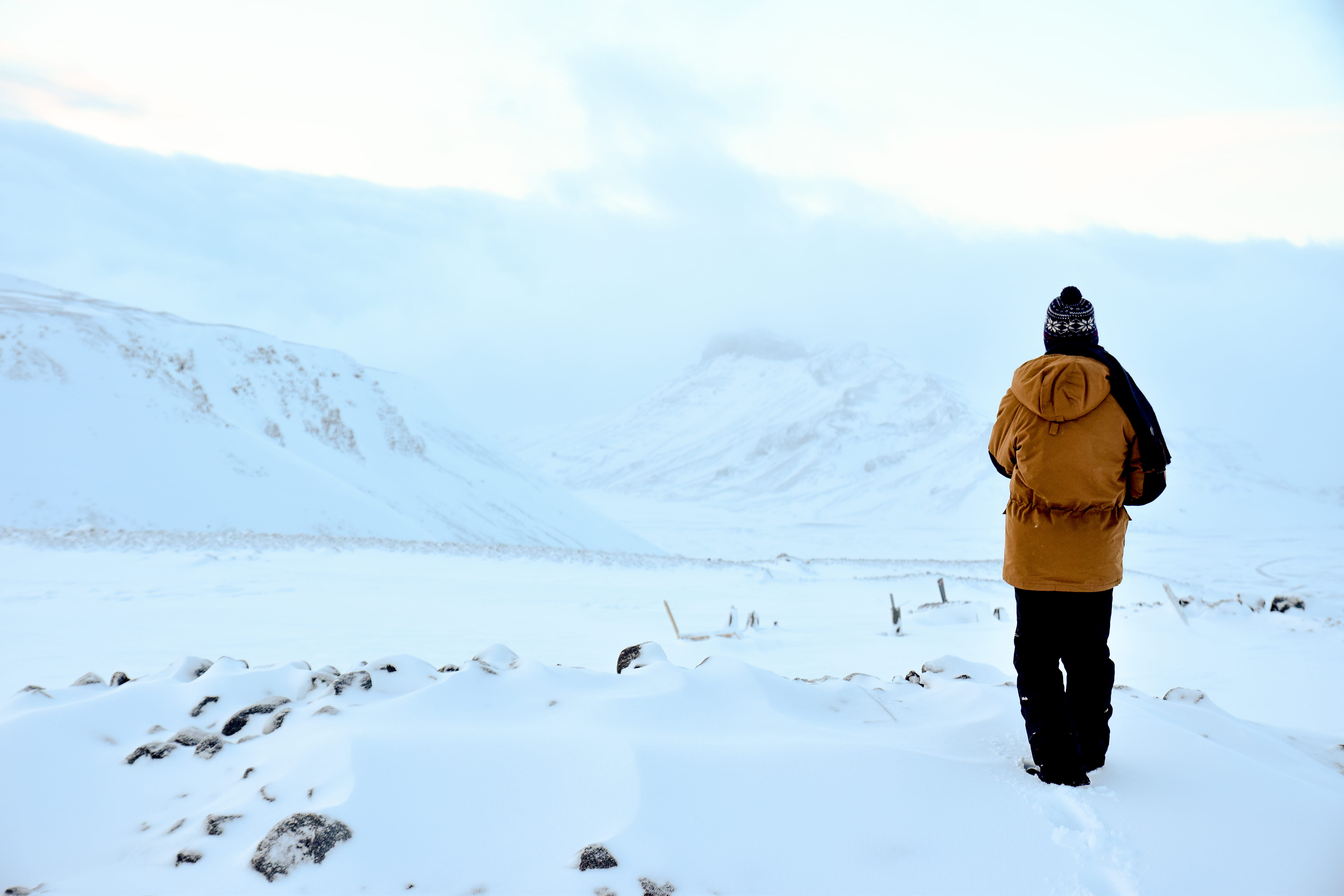 5K, person, men, landscape, clothing, mountain range, watching, standing, one person, scenics - nature, full length, cold temperature, nature, tranquil scene, HD Wallpaper