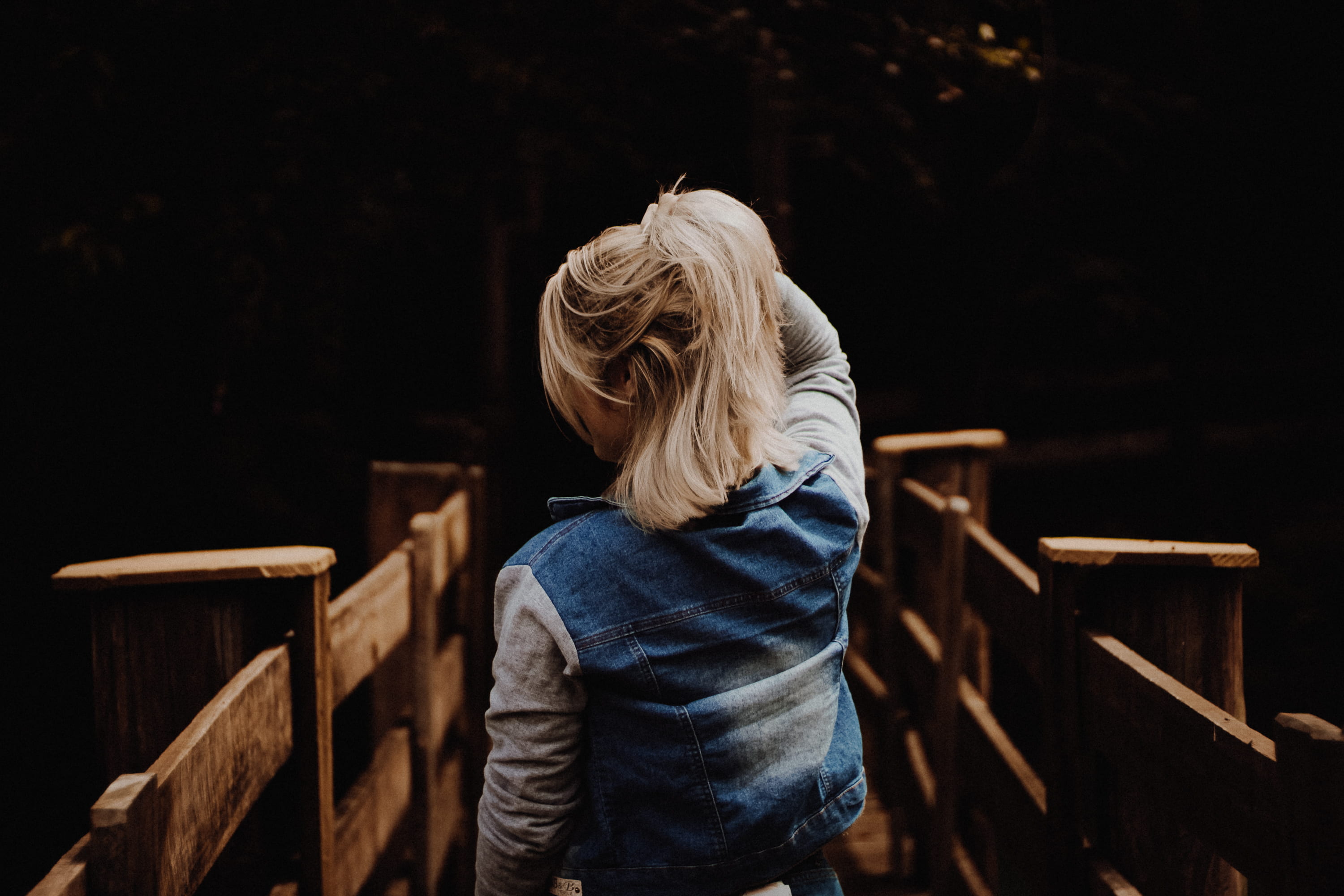 from behind, long hair, lifestyles, wood - material, woman, waiting, focus on foreground, bridge, casual clothing, hair, blonde, waist up, bench, sitting, HD Wallpaper