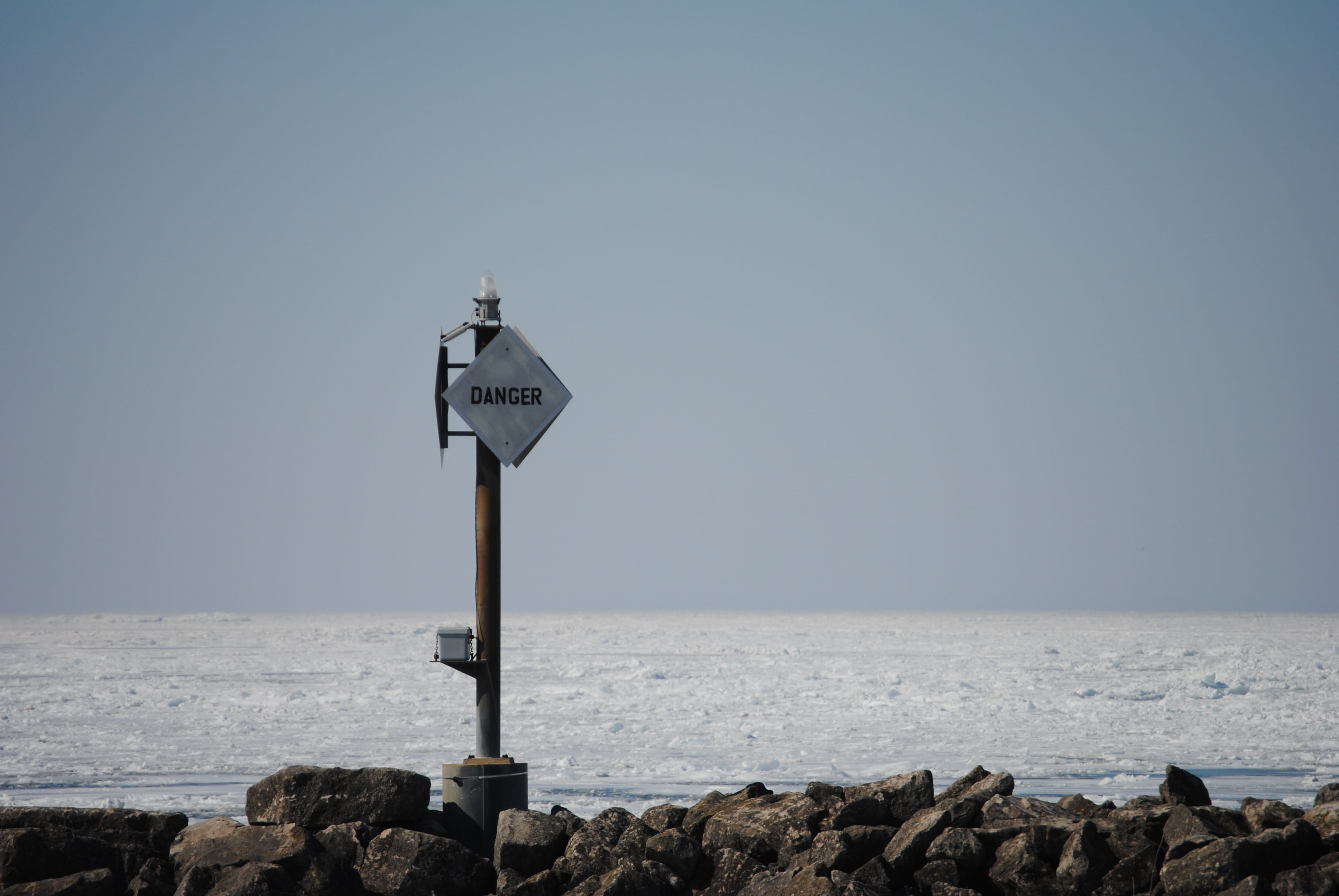 horizon, sign, rock - object, guidance, rock, water, horizon over water, no people, land, hazard, Warning, Sea, tranquil scene, Danger, clear sky, risk, HD Wallpaper