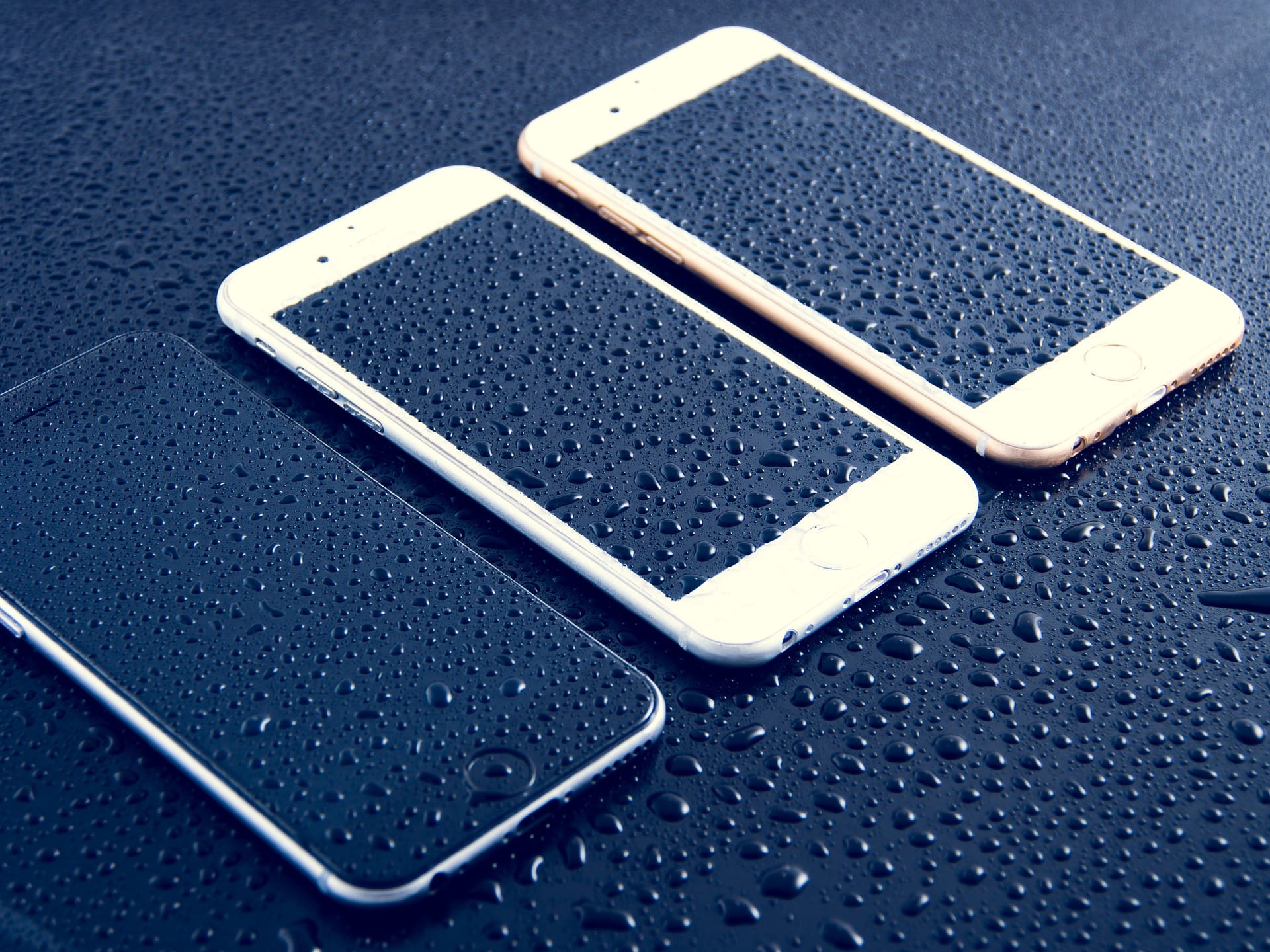 touch, portable information device, technology, connection, electronic, apple, indoors, ios, communication, flooring, iphone, no people, 1080P, mobile, HD Wallpaper