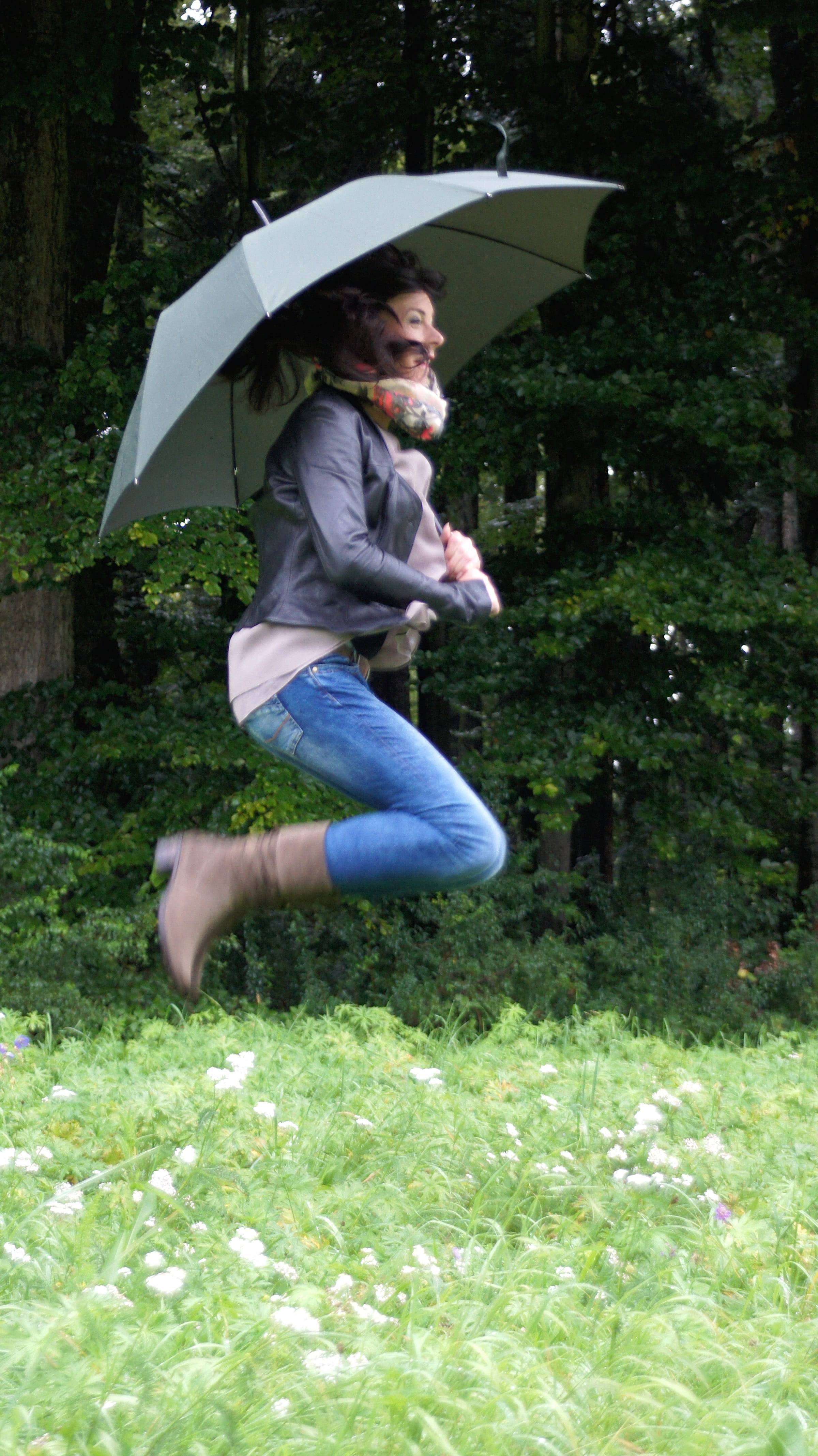 one person, 4K, outdoors, rubber boot, day, plant, autumn mood, weather, drip, daytime, casual clothing, jumping, jeans, adult, umbrella, skip, positive emotion, Phone HD Wallpaper
