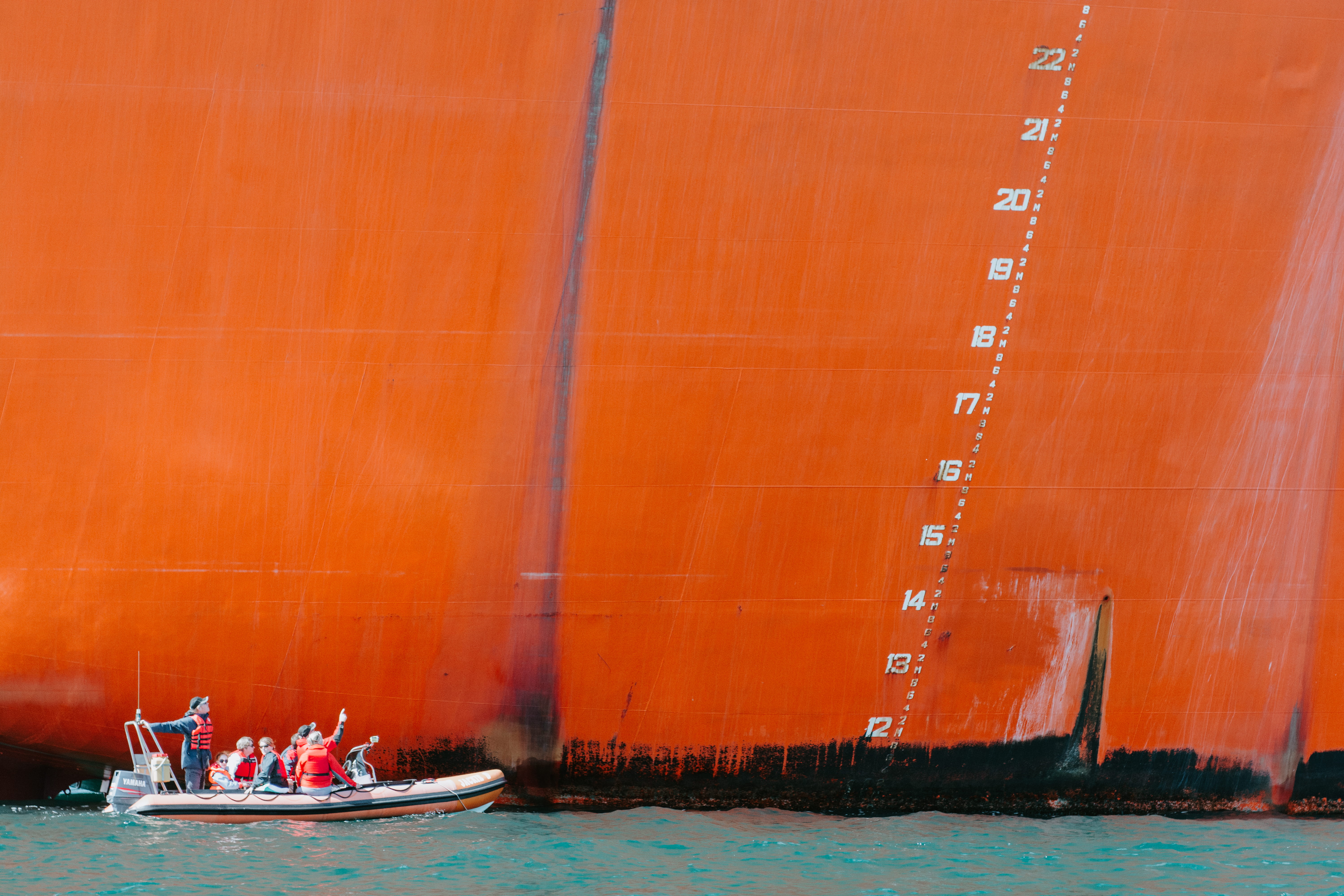 nature, group, 5K, water, looking up, big vs small, container, no people, shipping, mode of transportation, inflatable, life boat, nautical vessel, daytime, HD Wallpaper