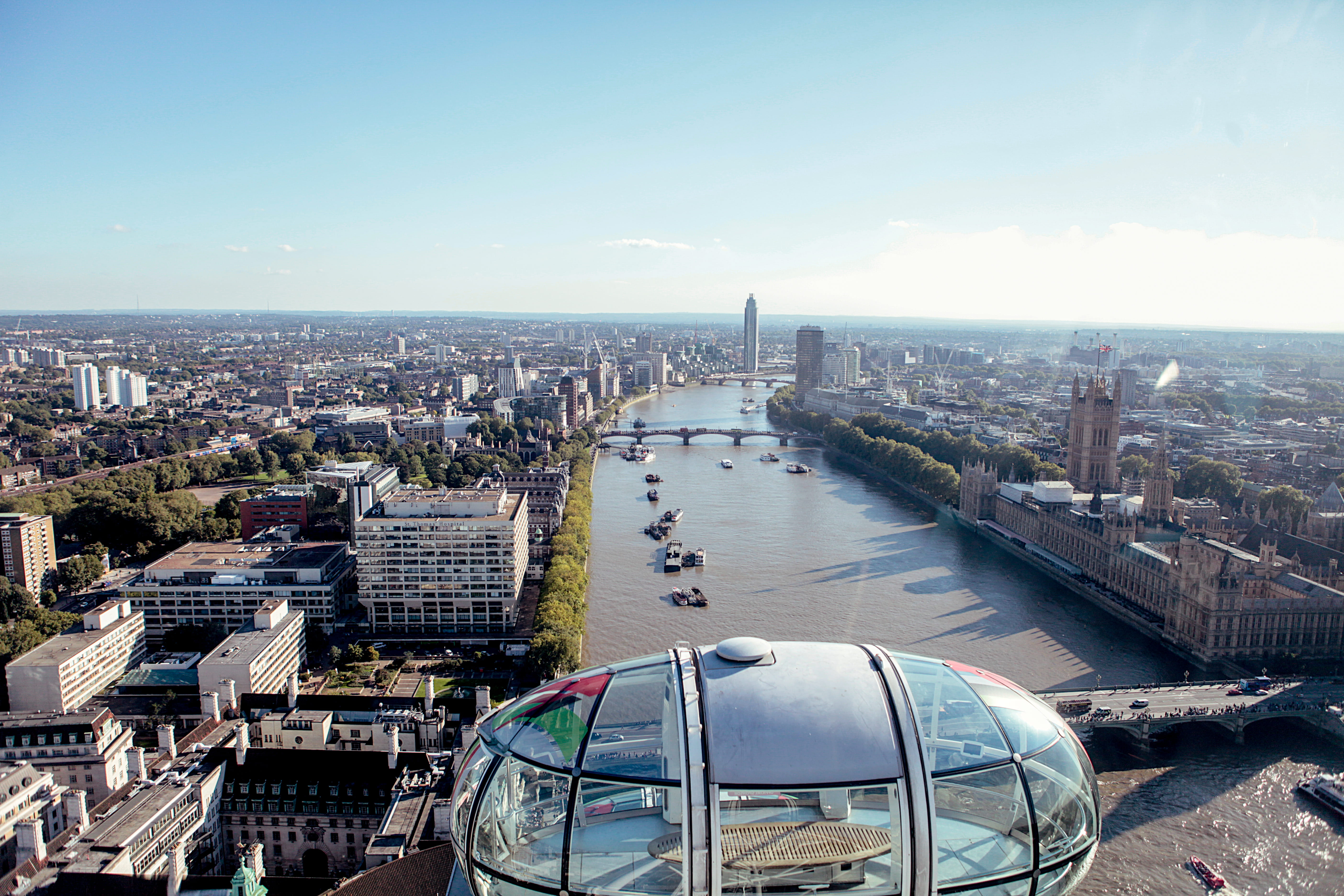 5K, europe, building exterior, skyscraper, thames, crowded, city, financial district, cityscape, day, architecture, big ben, water, outdoors, built structure, HD Wallpaper