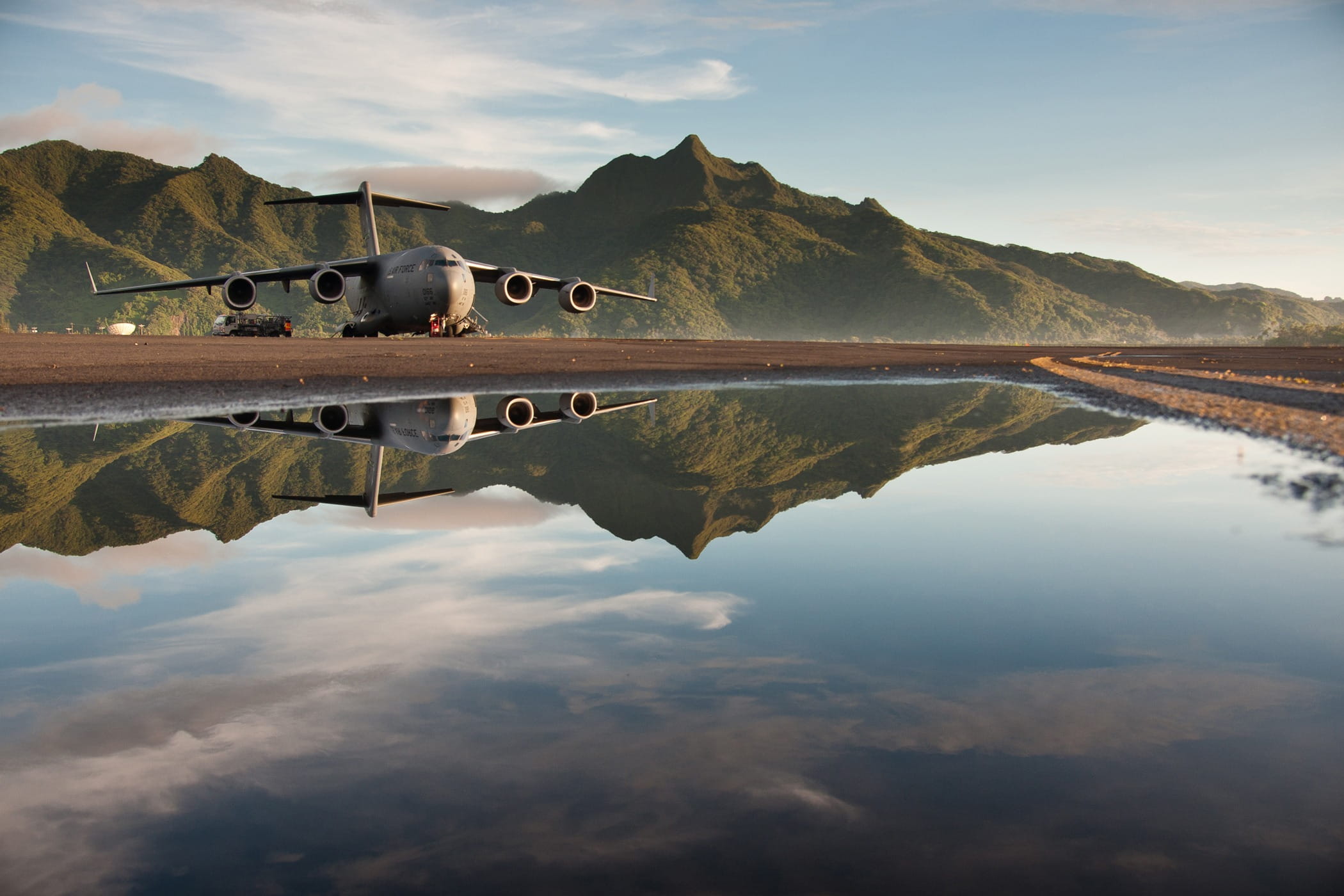 no people, port, waterfront, outdoors, mountain range, tranquility, Plane, lake, aircraft, scenics, near, tranquil scene, idyllic, landing, sky, jet, non-urban scene, HD Wallpaper