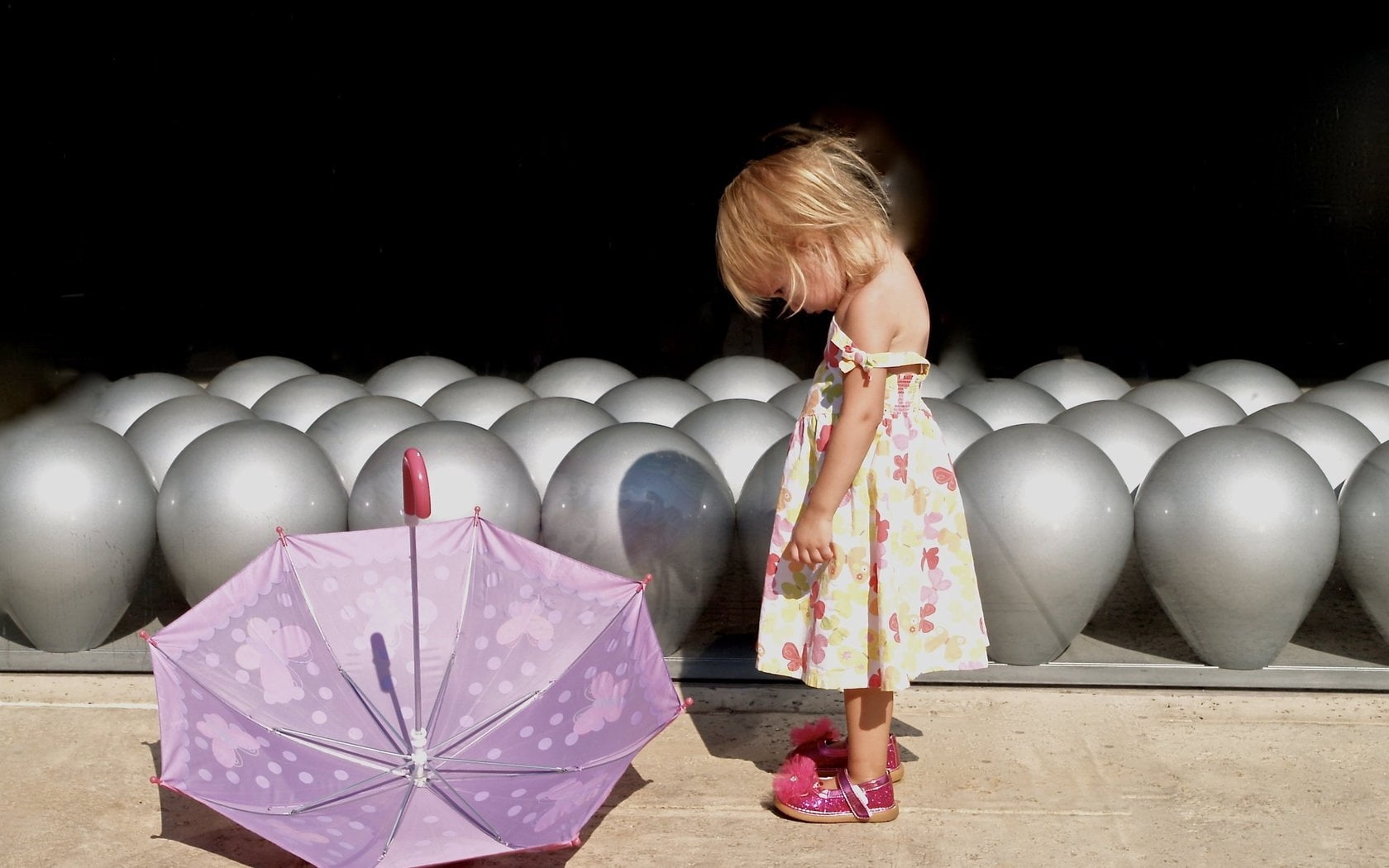 celebration, people, balloon, mood, one Person, lifestyles, umbrella, full length, purple, 720P, dress, girls, women, holding, pink color, cheerful, casual clothing, HD Wallpaper