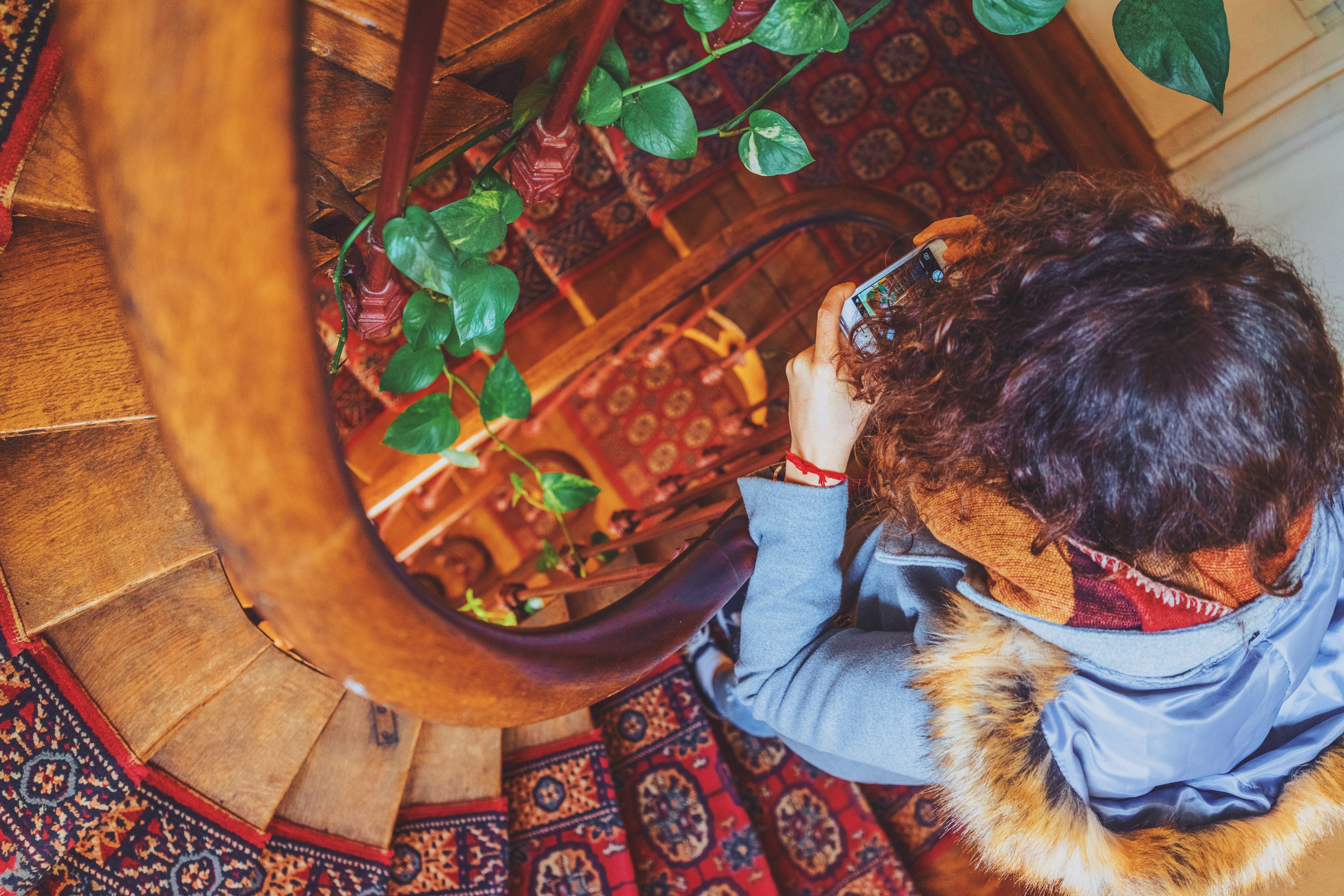 home interior, parisian house, child, flooring, indoors, offspring, photo, childhood, scarf, real people, paris, directly above, wood, autumn, staircase, HD Wallpaper